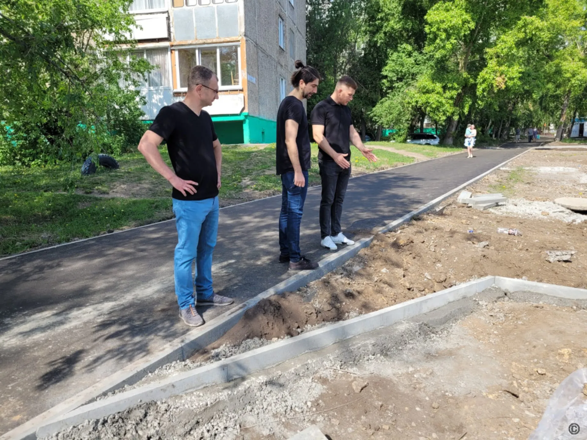 В Барнауле завершают ремонт первых дорожных участков по федеральному нацпроекту В Барнауле завершают ремонт первых дорожных участков по федеральному нацпроекту