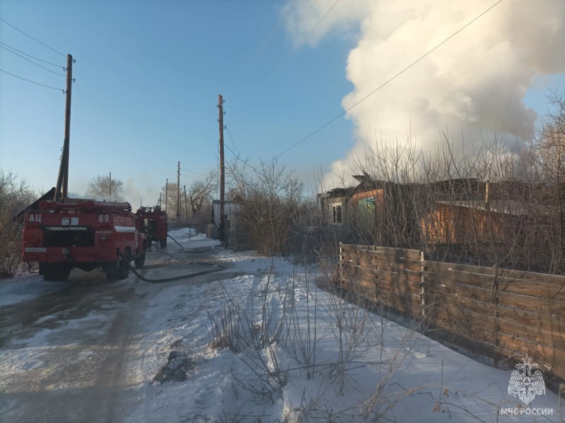 Двое детей погибли при пожаре в Алтайском крае