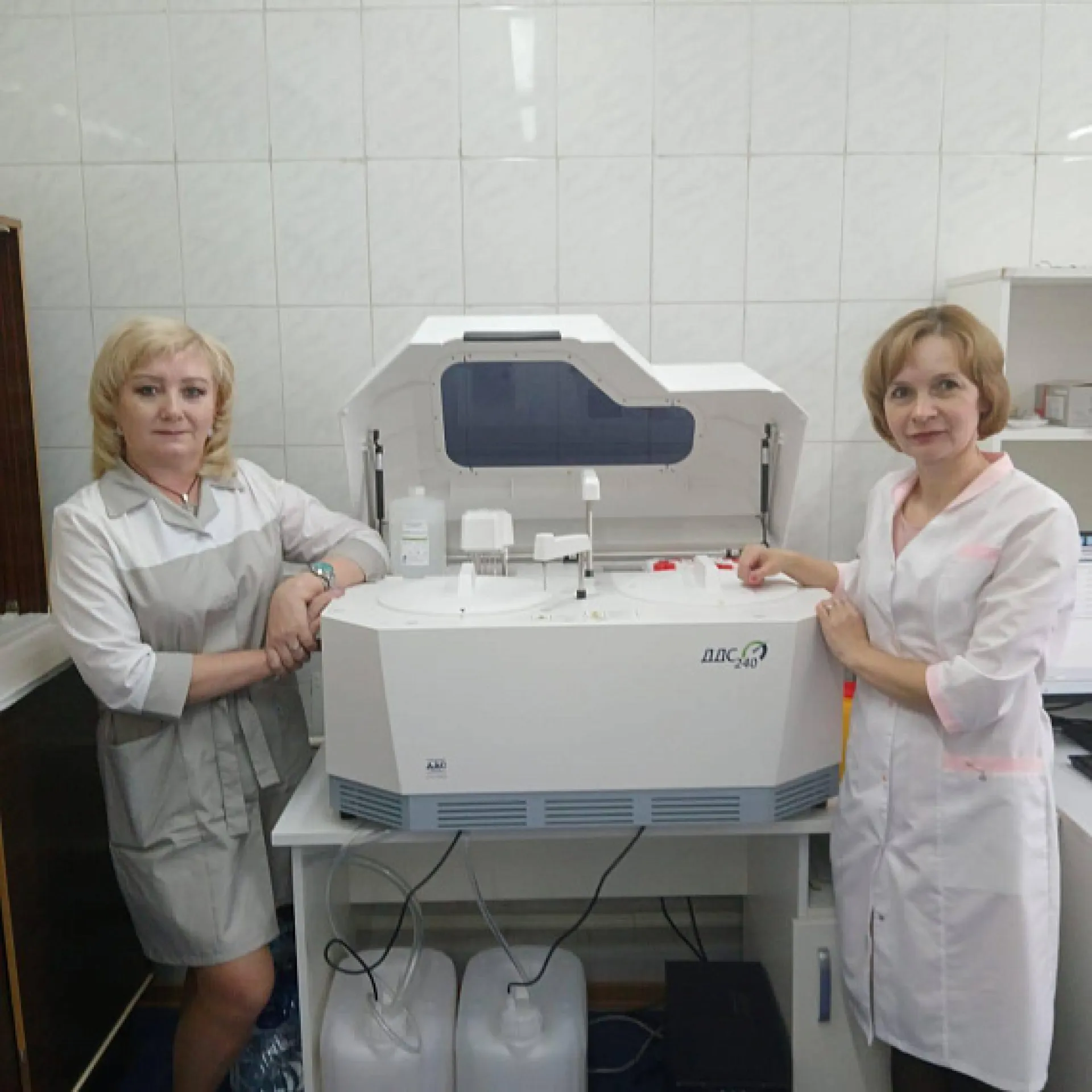 Новый автоматический анализатор за полмиллиона рублей появился в Крутихинской ЦРБ