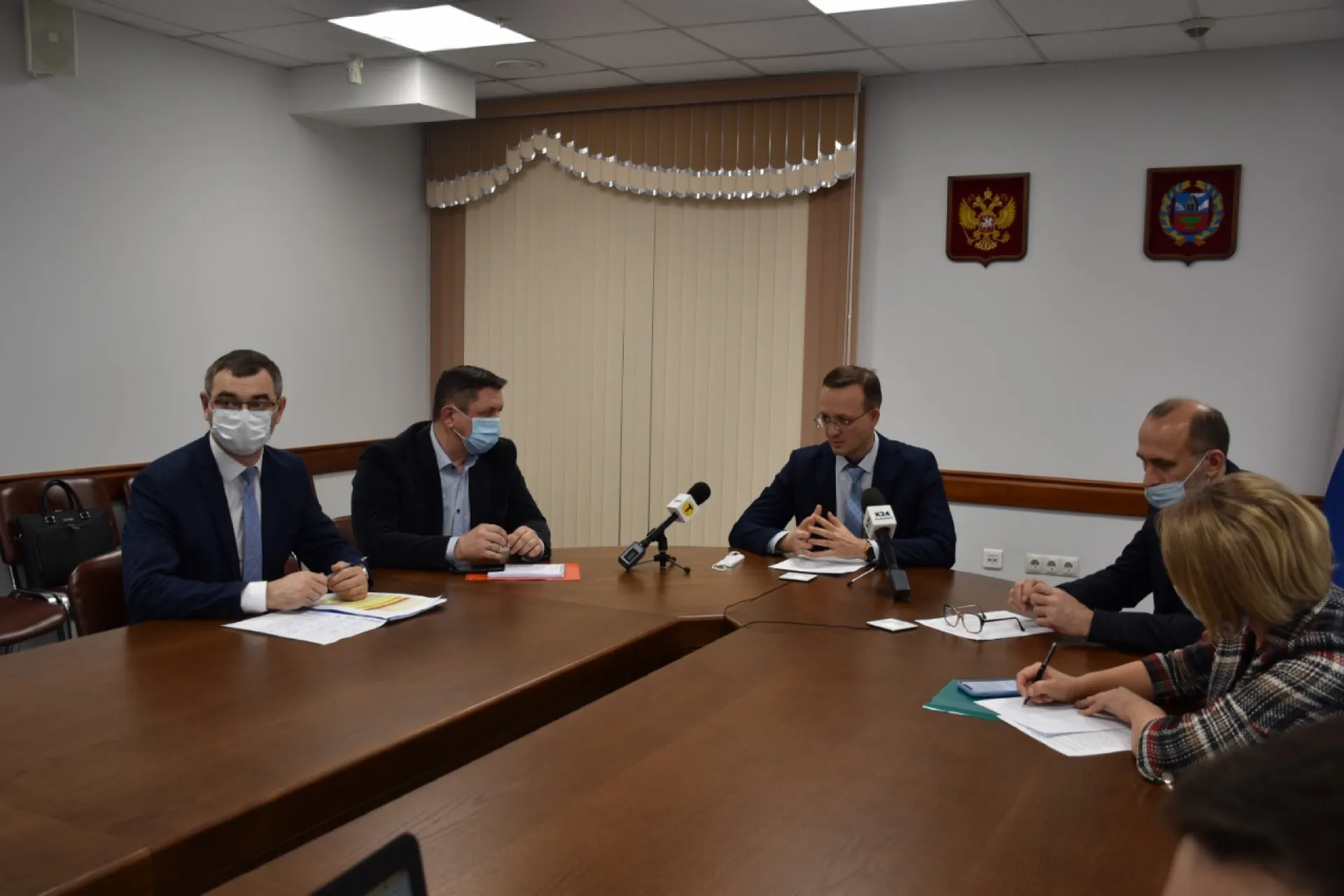 Поставки угля в районы Алтайского края обсудили в региональном Минстрое Поставки угля в районы Алтайского края обсудили в региональном Минстрое