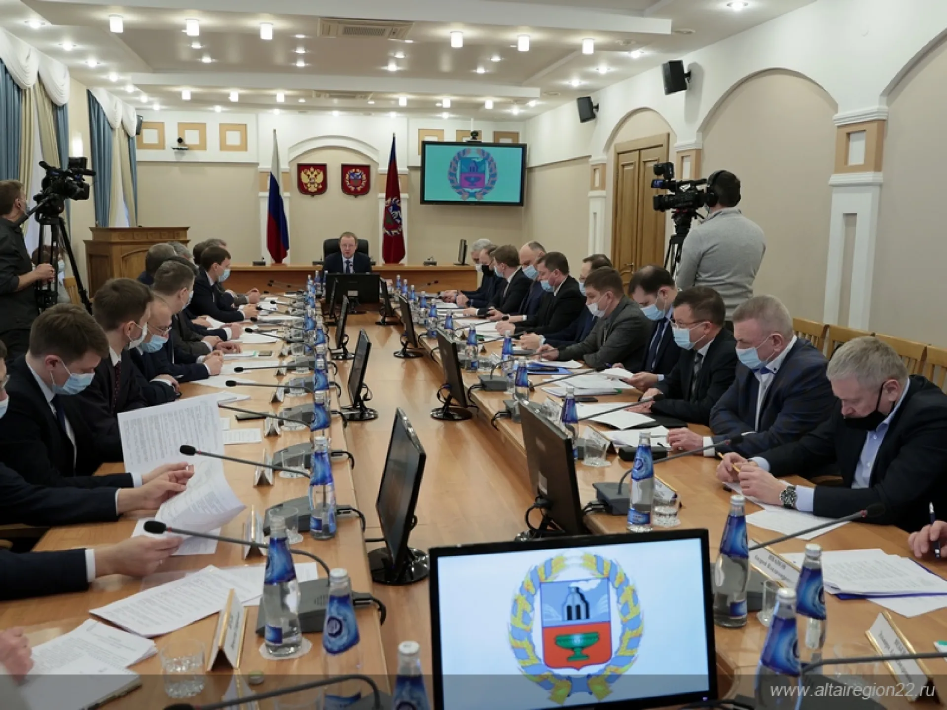 В правительстве Алтайского края обсудили меры по минимизации последствий антироссийских санкций В правительстве Алтайского края обсудили меры по минимизации последствий антироссийских санкций