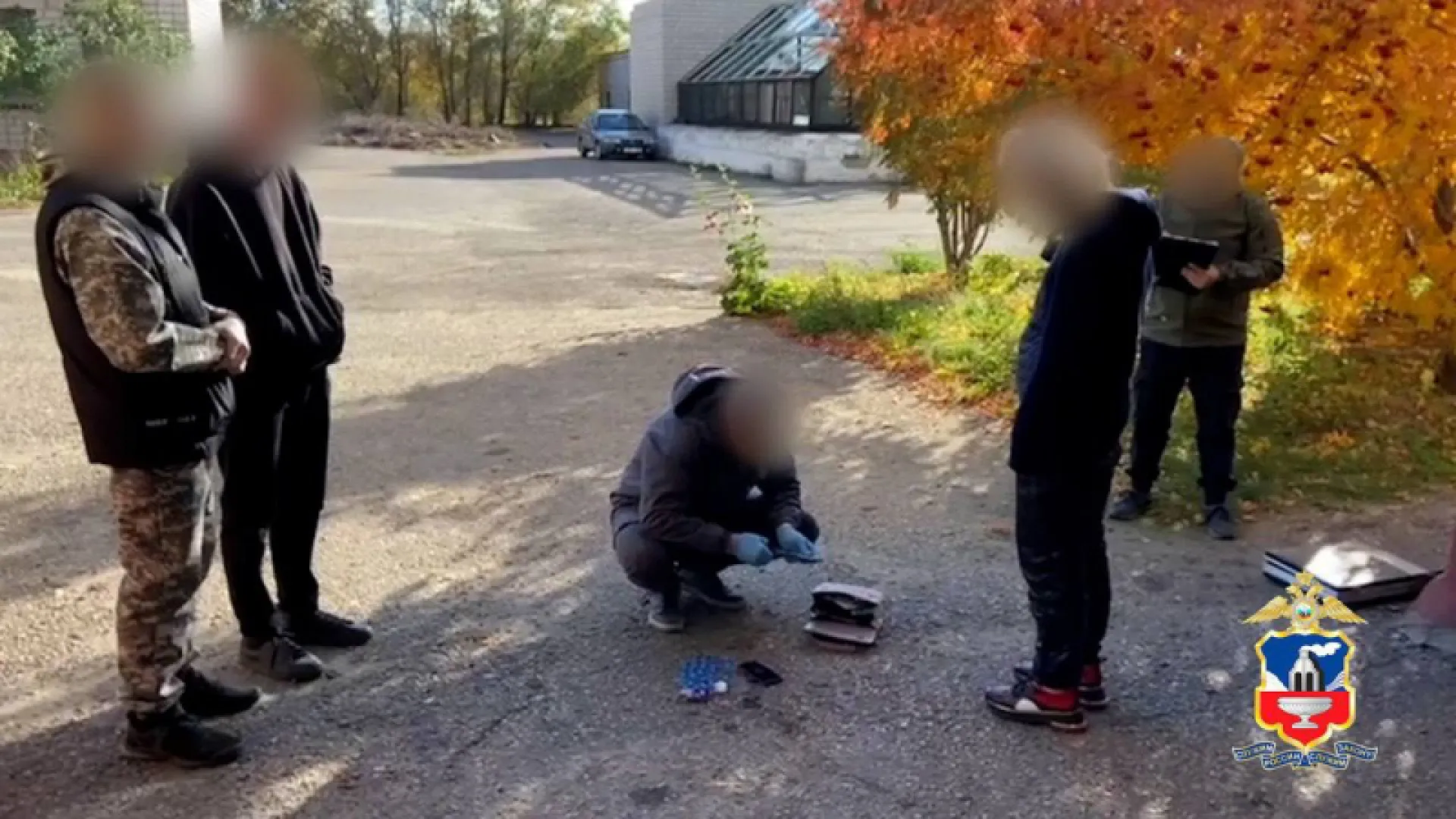Закладчицу крупной партии наркотиков задержали в Славгороде Закладчицу крупной партии наркотиков задержали в Славгороде