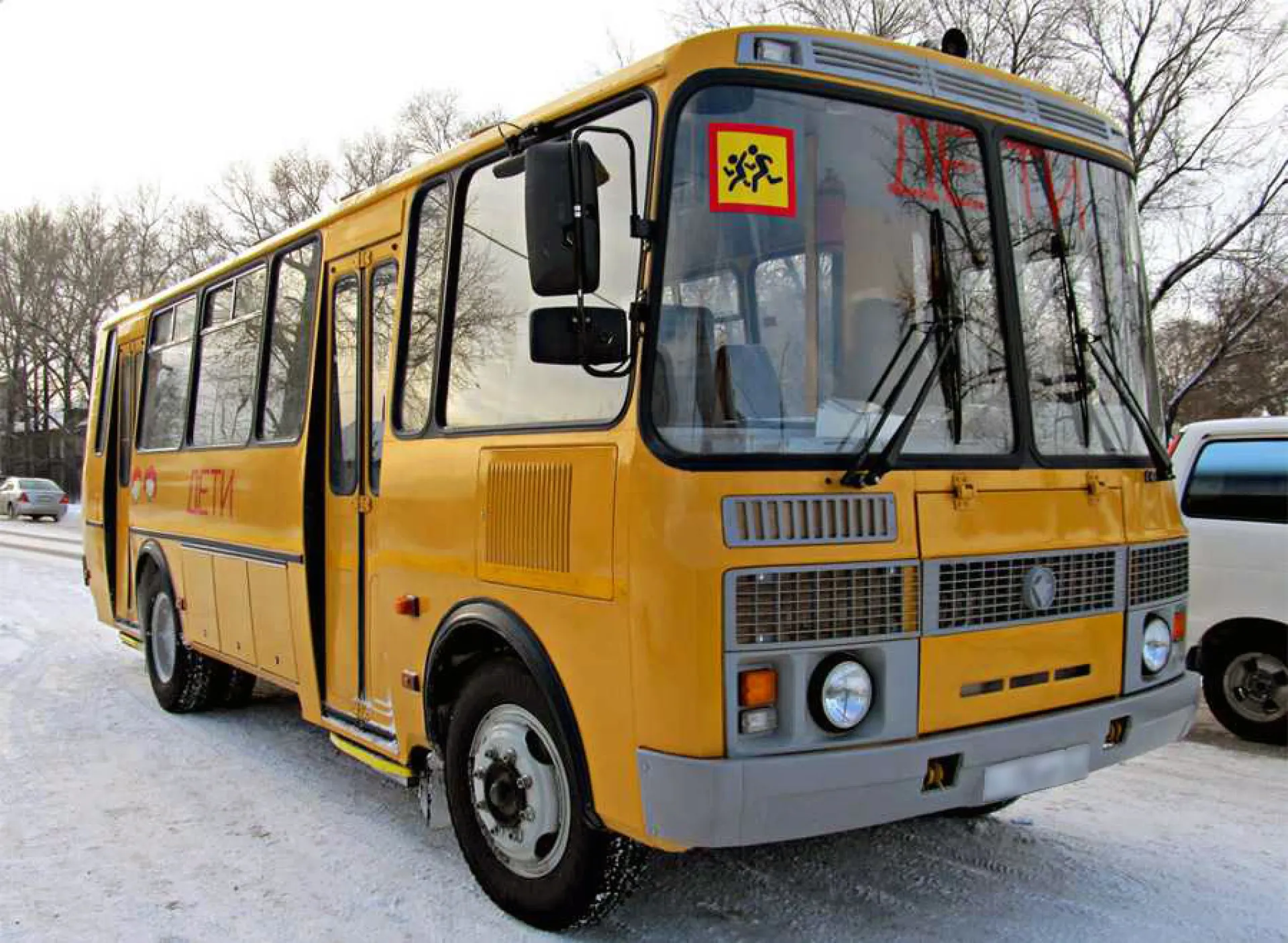 Пьяного водителя школьного автобуса задержали на Алтае Пьяного водителя школьного автобуса задержали на Алтае