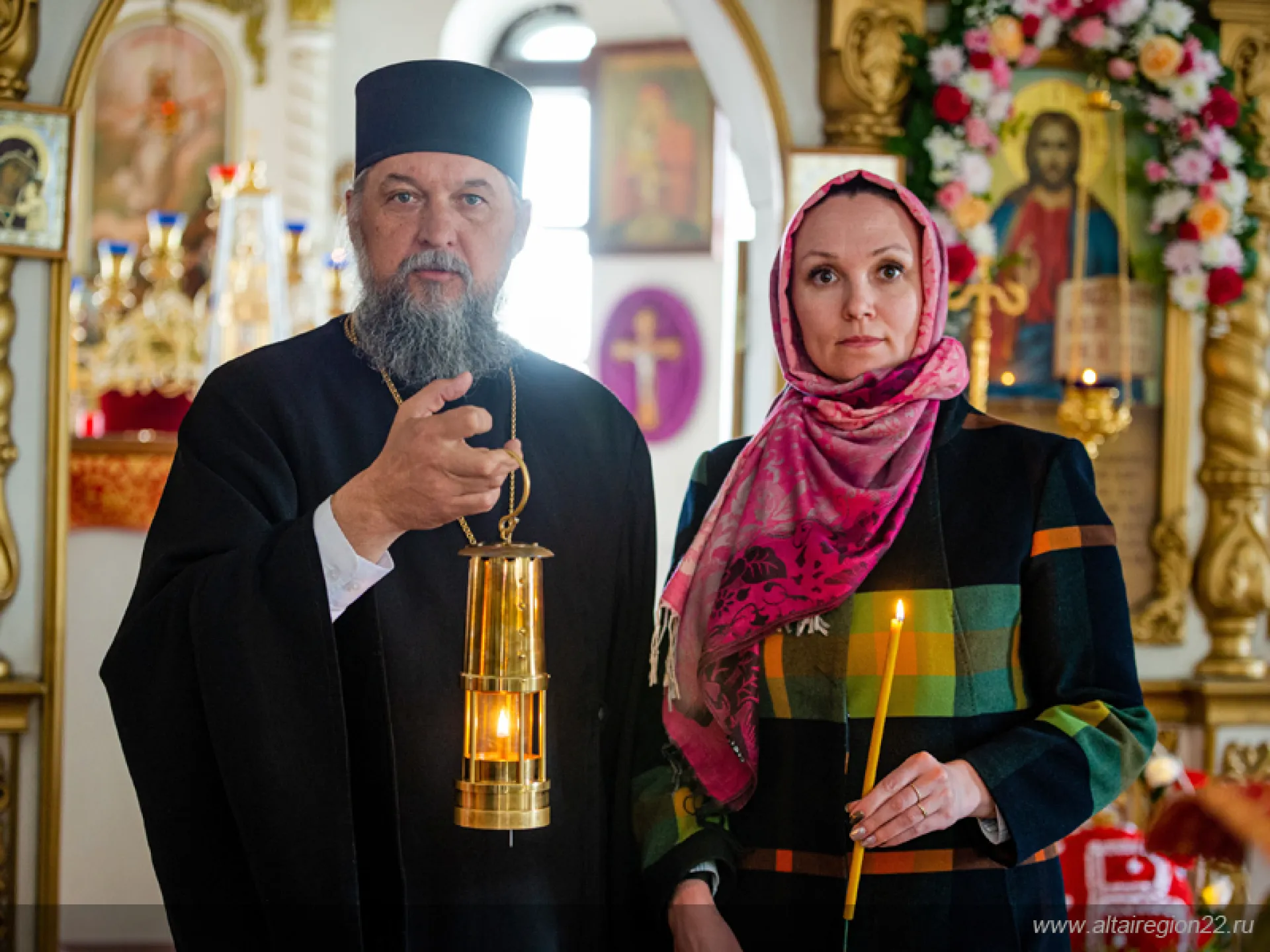 Алтайская компания помогла доставить Благодатный огонь в храмы Алтайского края Алтайская компания помогла доставить Благодатный огонь в храмы Алтайского края