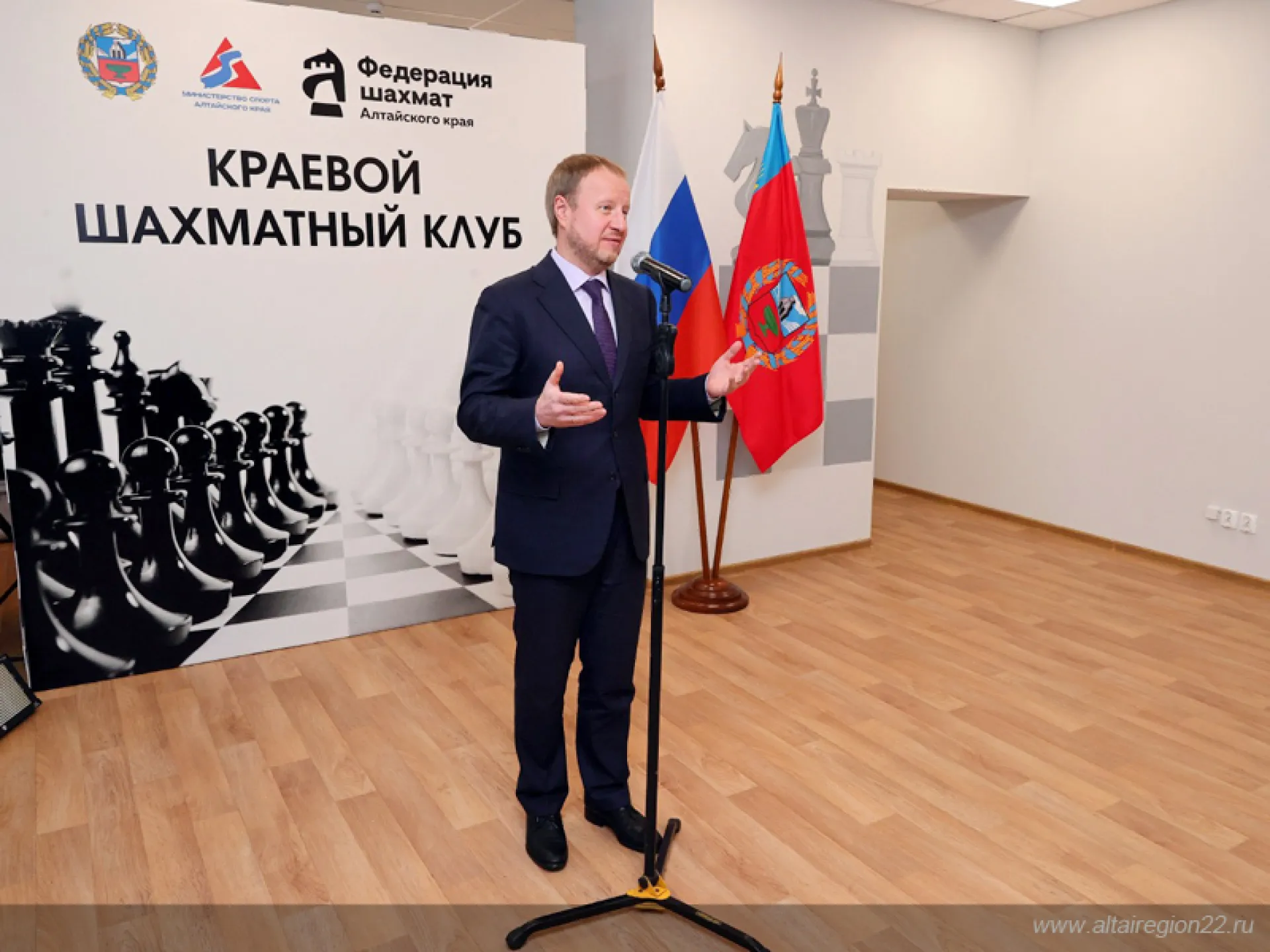 Здание Краевого шахматного клуба открыли после капитального ремонта в Барнауле