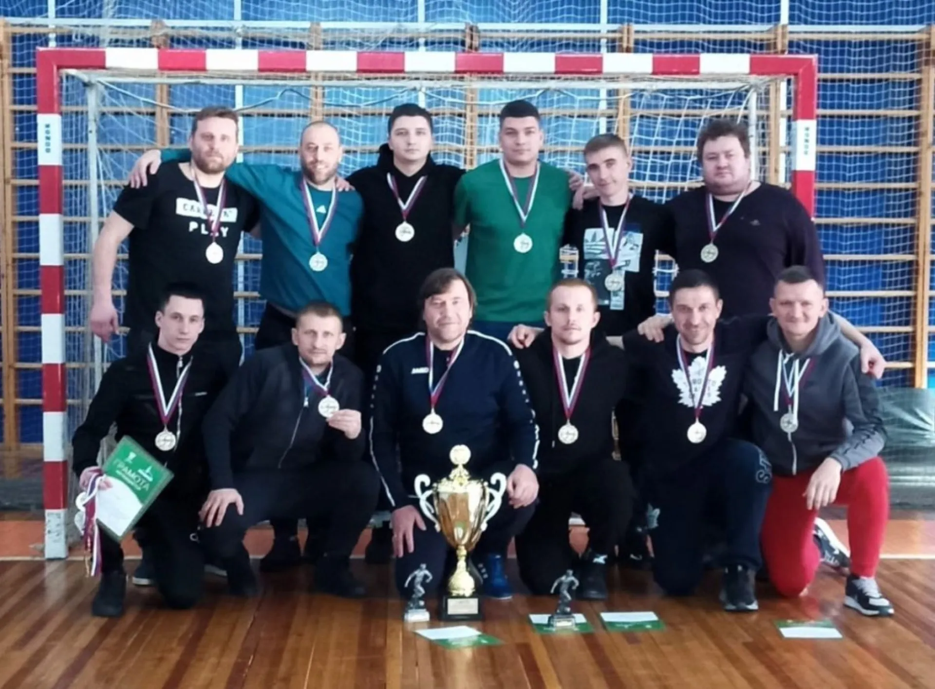Алтайская команда по мини-футболу стала лучшей на чемпионате Сибири и Дальнего Востока