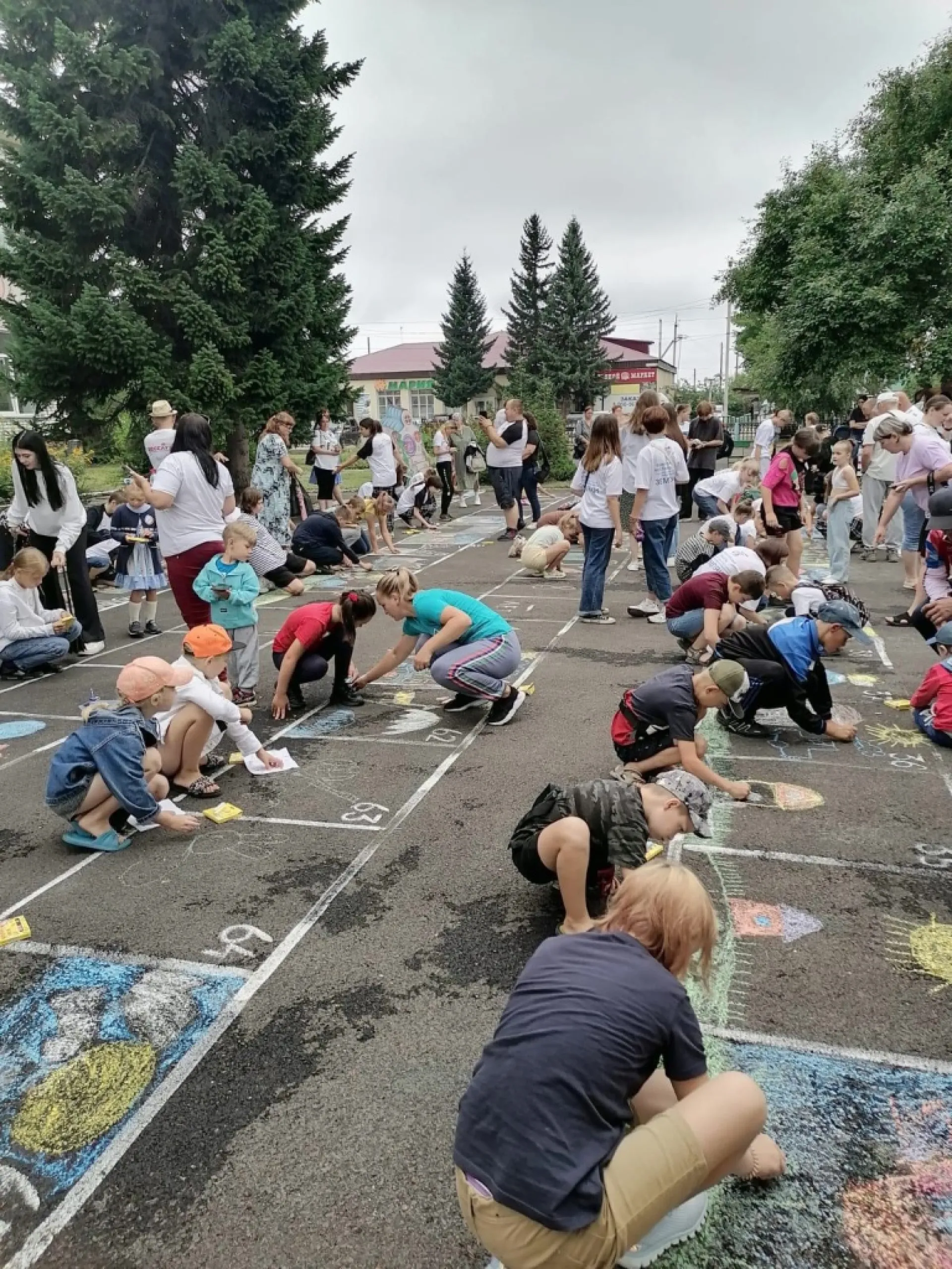 Фестиваль «Земляки» открылся в посёлке Верх-Обский 