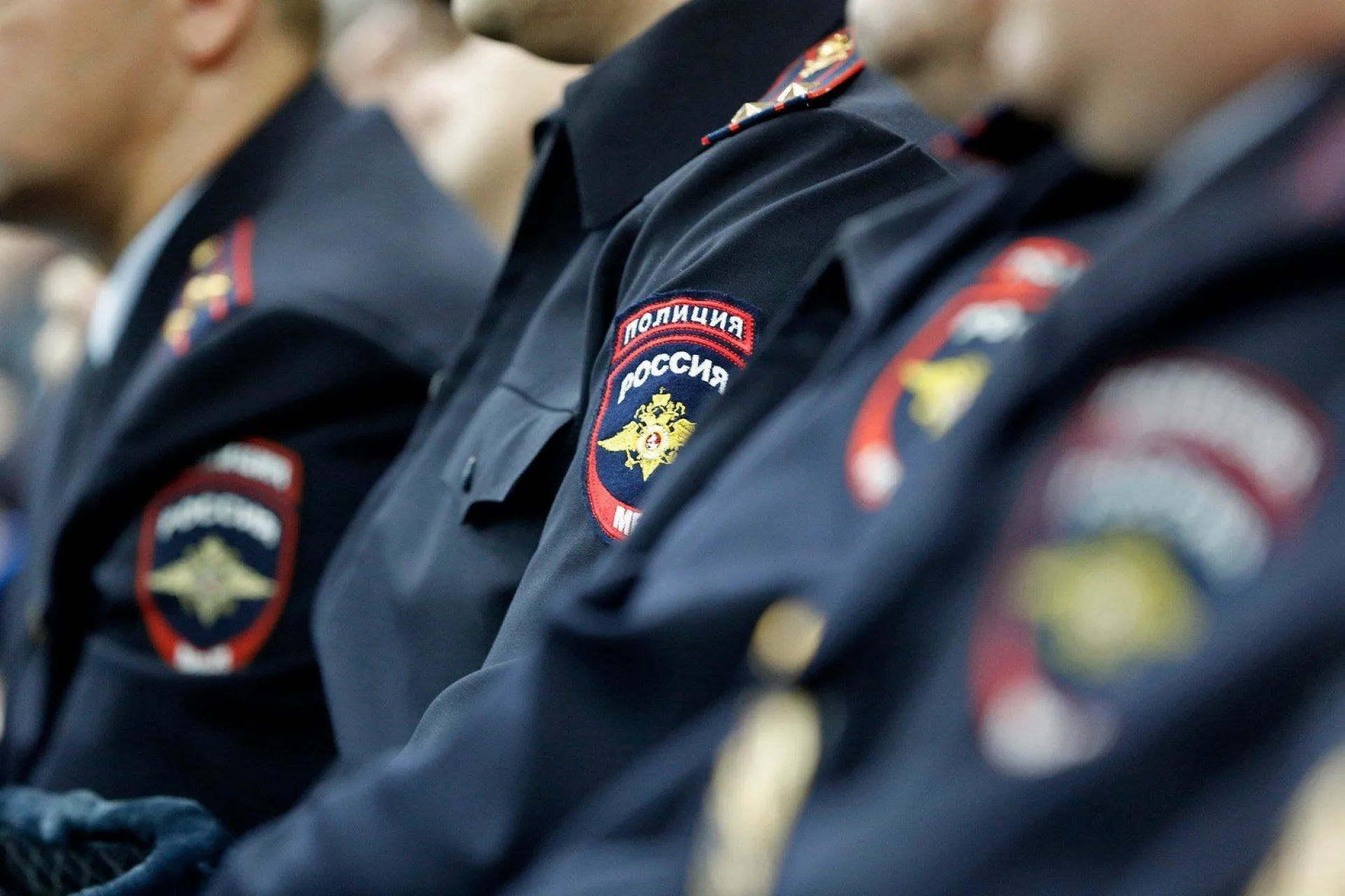 Женщина украла у родственницы иконы стоимостью почти 200 тысяч рублей 