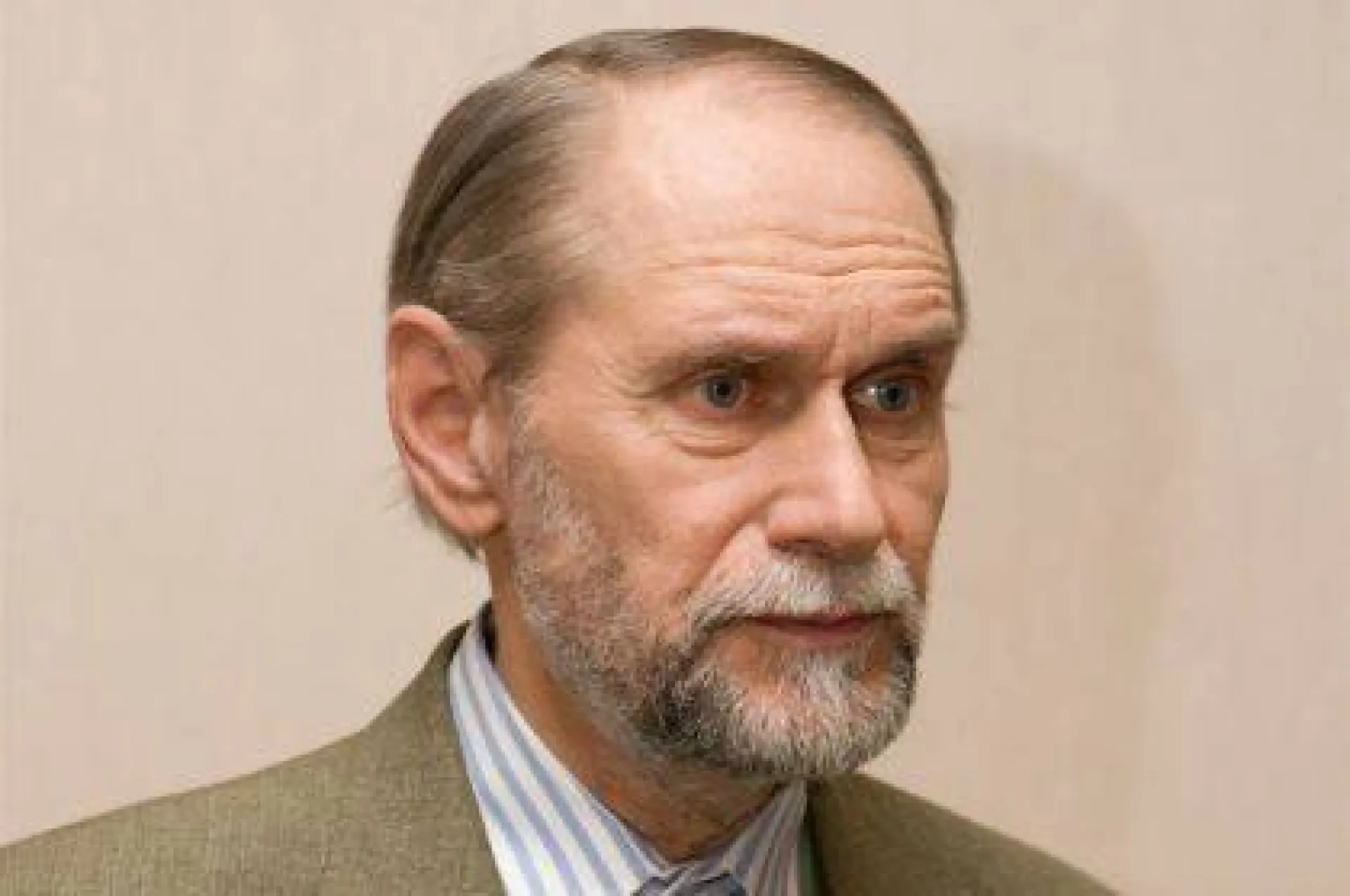Скончался писатель-сатирик Виктор Коклюшкин Скончался писатель-сатирик Виктор Коклюшкин