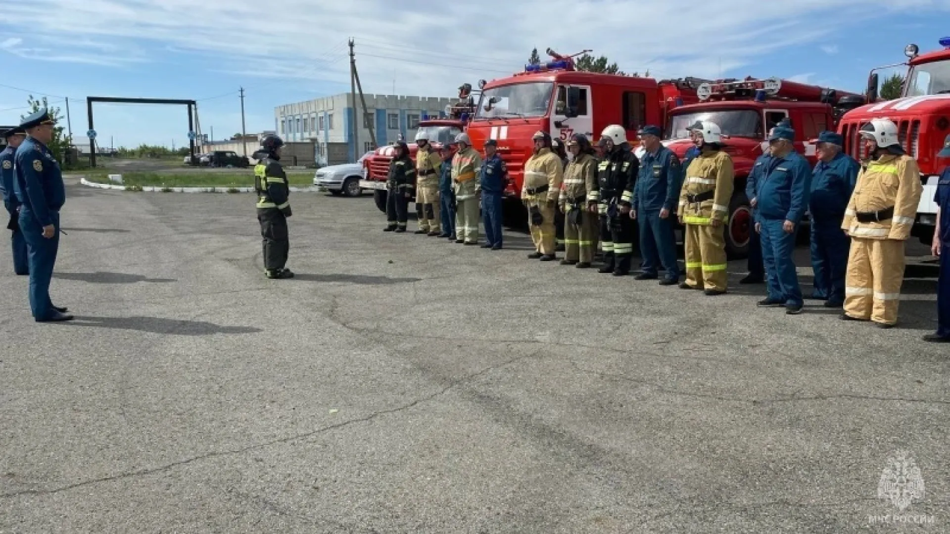 Пожарные учения пройдут завтра по всему Алтайскому краю Пожарные учения пройдут завтра по всему Алтайскому краю