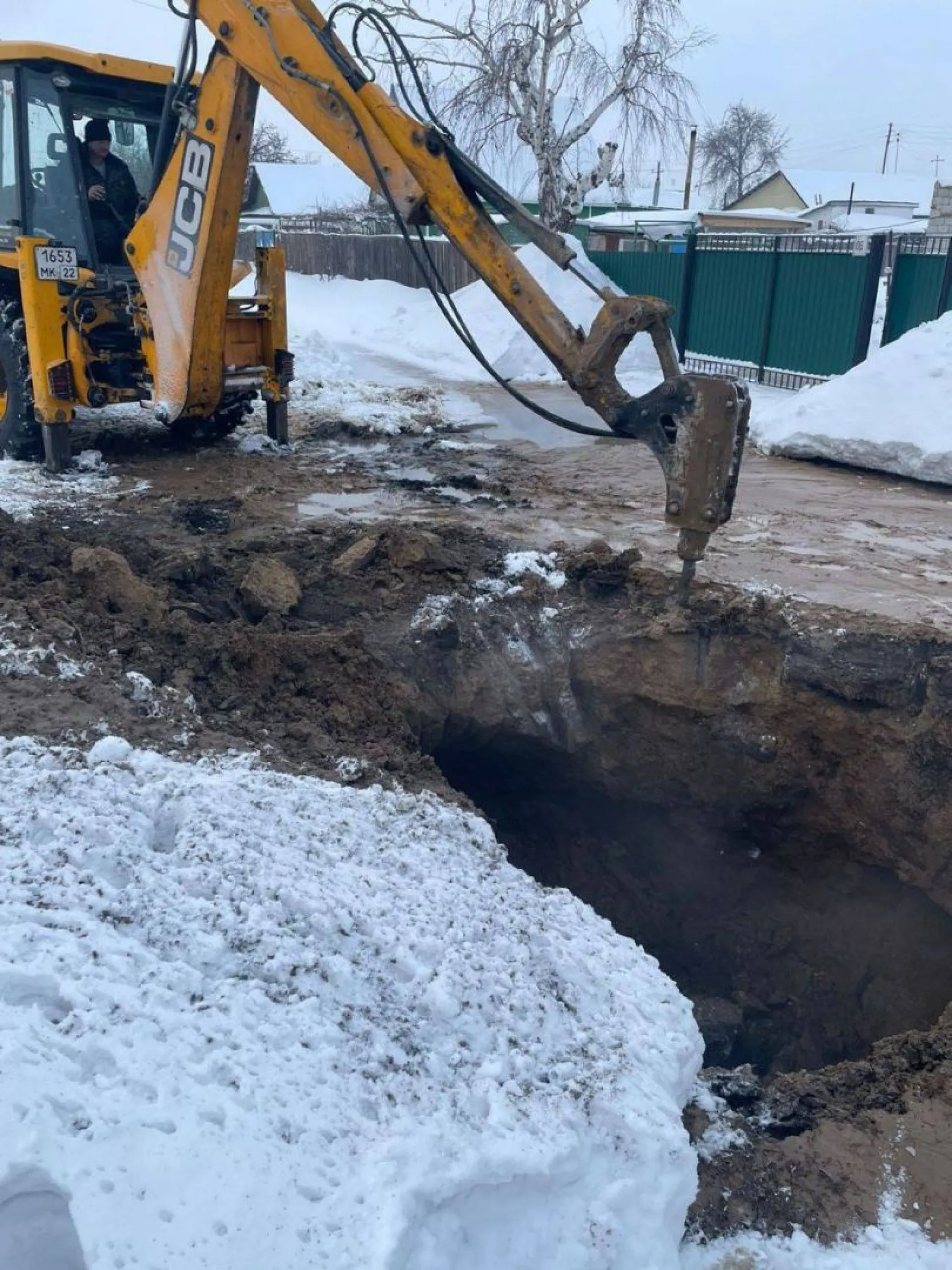 Ход аварийно-восстановительных работ в Славгороде взят на контроль Минстроем Алтайского края Ход аварийно-восстановительных работ в Славгороде взят на контроль Минстроем Алтайского края