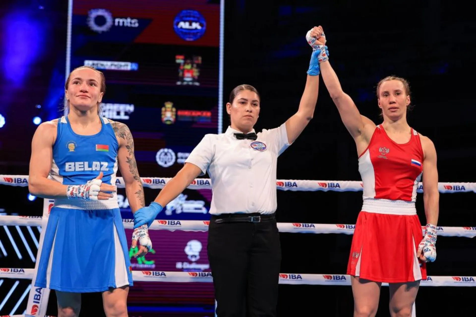 Алтайская спортсменка вышла в 1/4 финала чемпионата мира по боксу Алтайская спортсменка вышла в 1/4 финала чемпионата мира по боксу