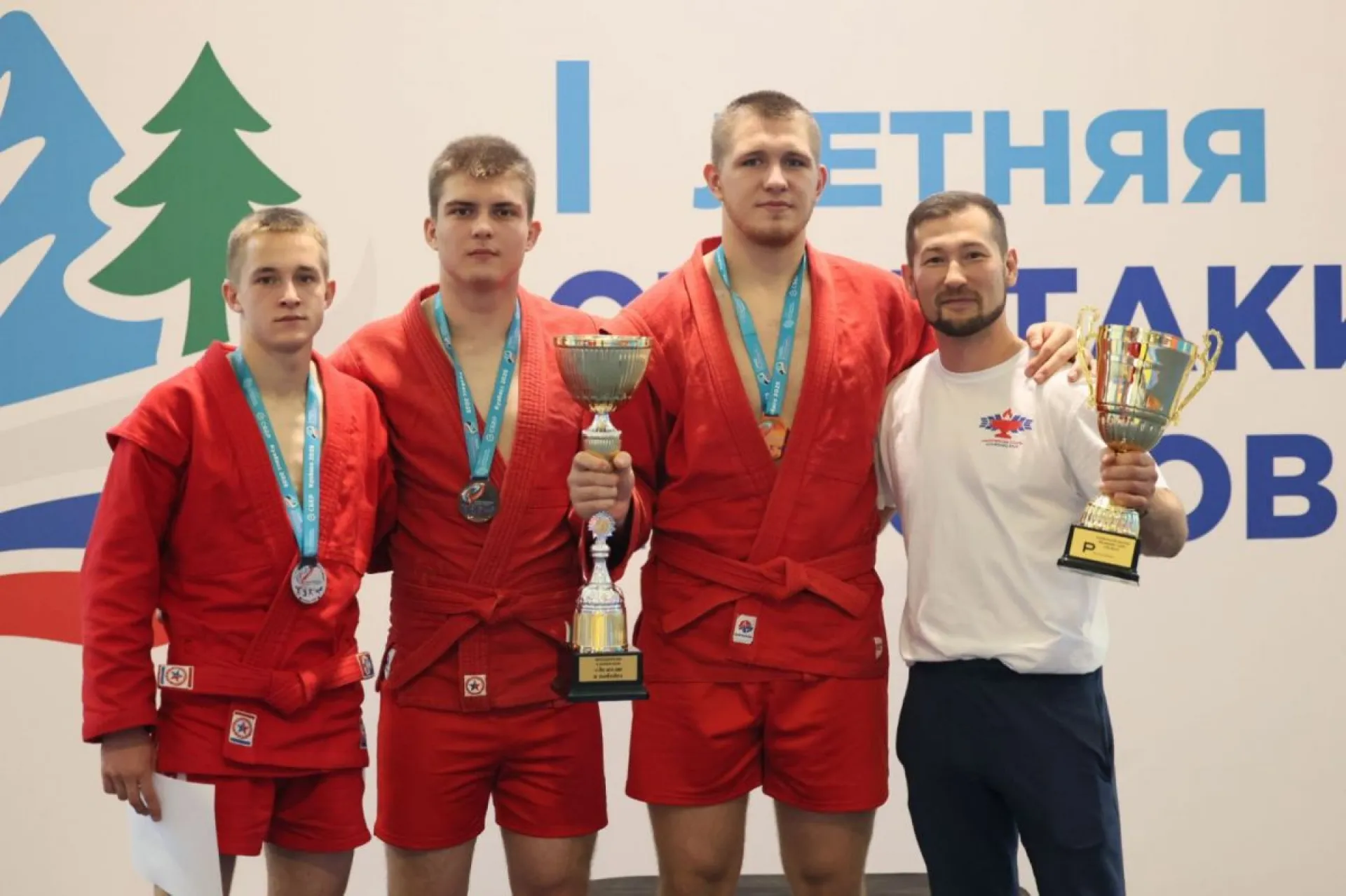 Алтайские спортсмены завоевали пять медалей в первый день Спартакиады Сибири Алтайские спортсмены завоевали пять медалей в первый день Спартакиады Сибири