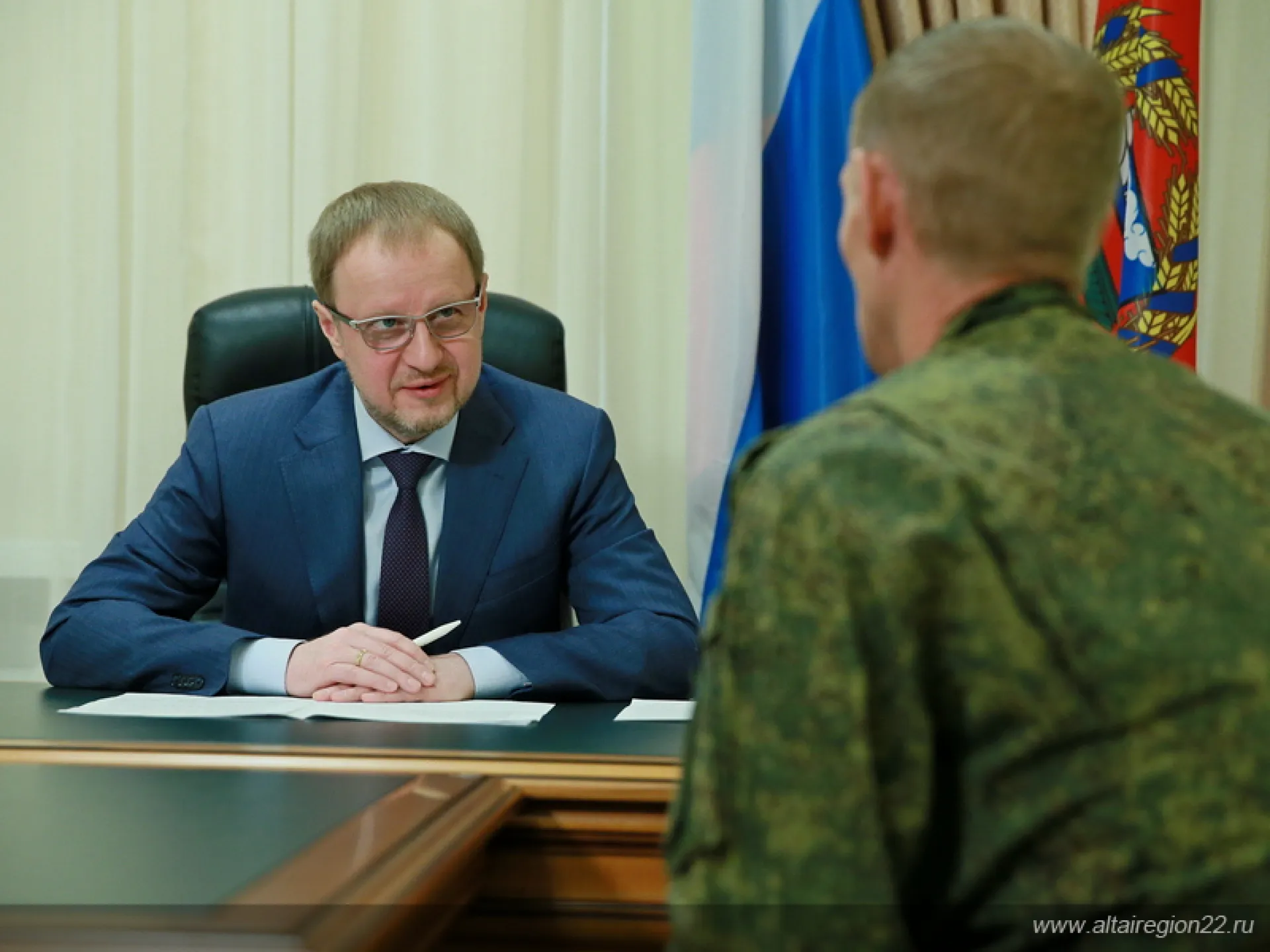 Губернатор Алтайского края Виктор Томенко провел личный прием граждан