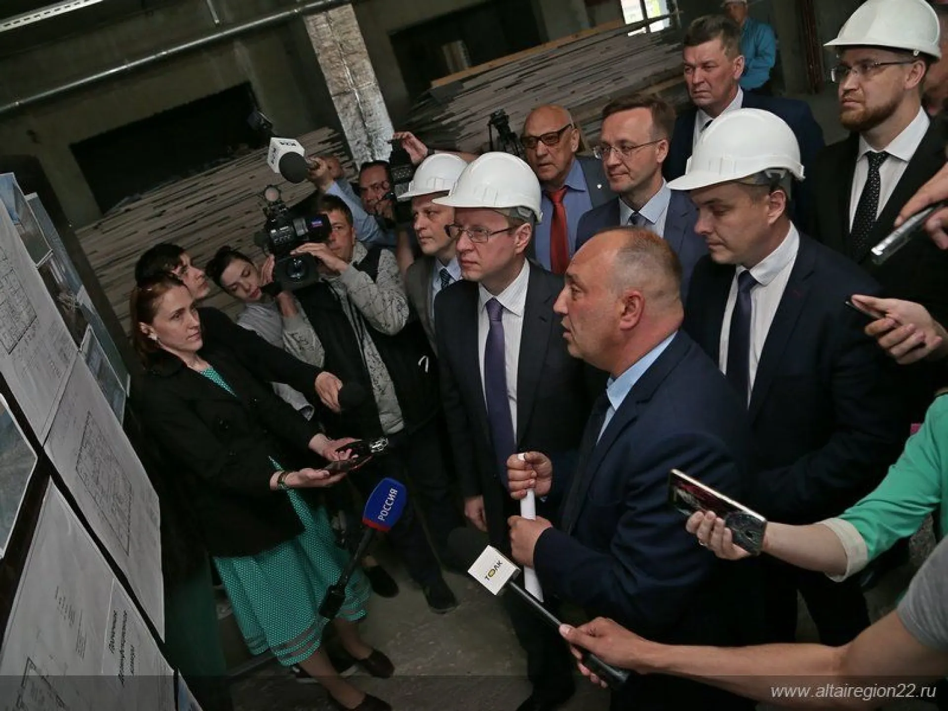 Виктор Томенко поручил завершить строительство Алтайского противотуберкулезного диспансера