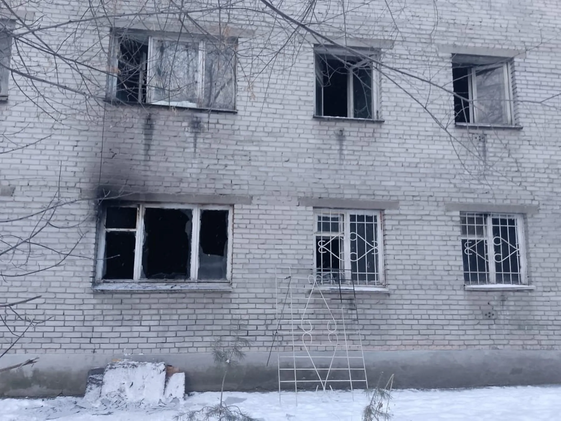 Человек погиб на пожаре в Барнауле