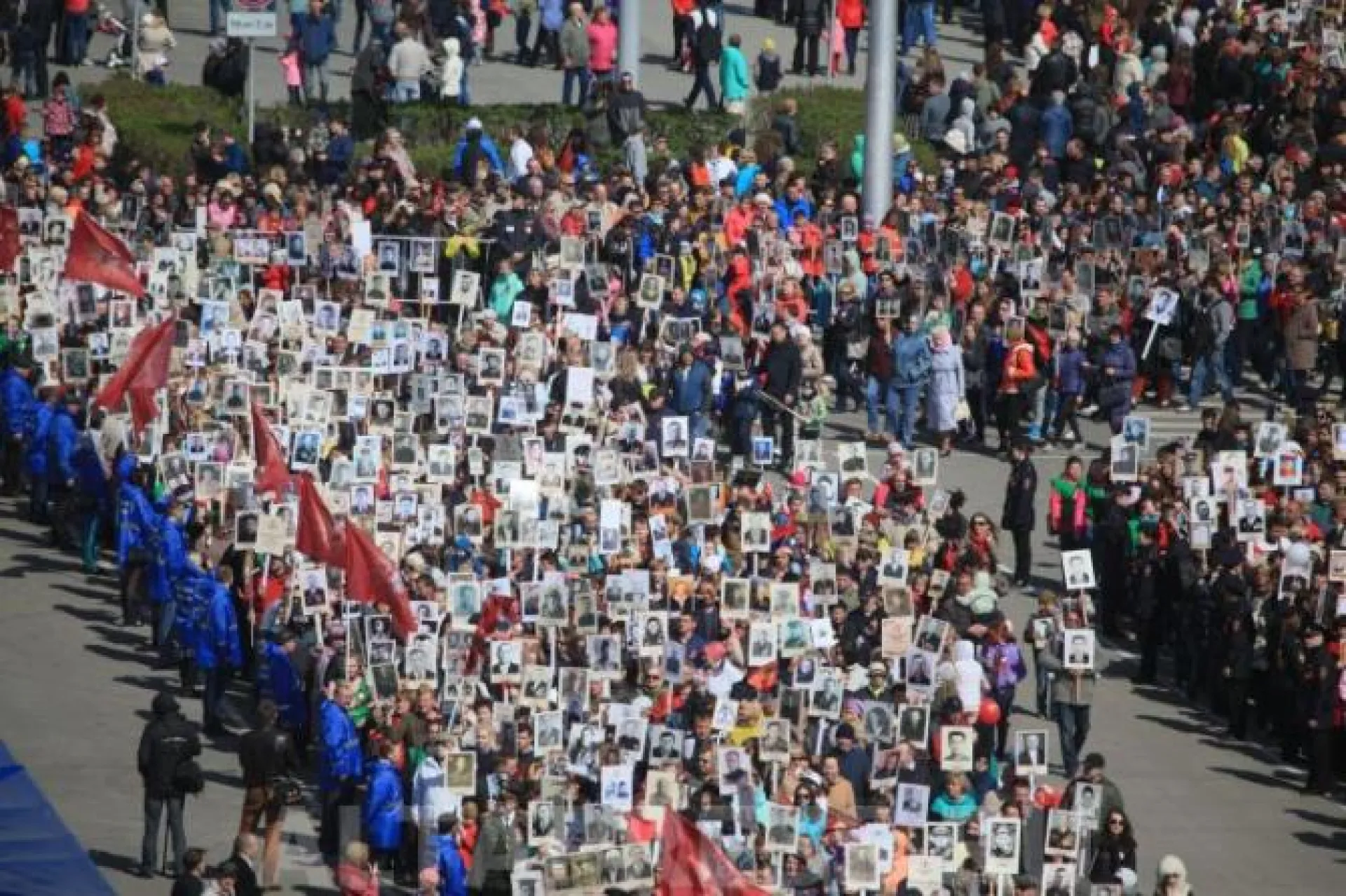 Рассказываем, как пройдет «Бессмертный полк» в 2019 году в Барнауле Рассказываем, как пройдет «Бессмертный полк» в 2019 году в Барнауле