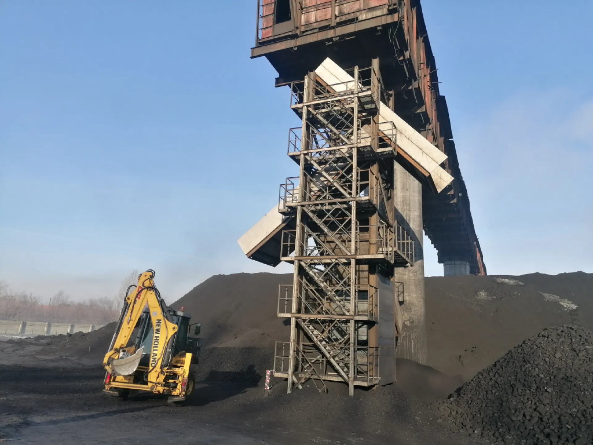 Комплекс по сортировке угля построили в Бийске