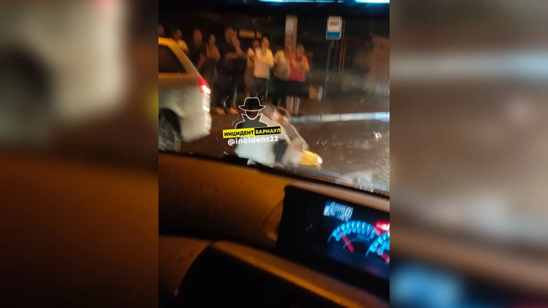 Пешехода сбили на проспекте Коммунаров в Барнауле