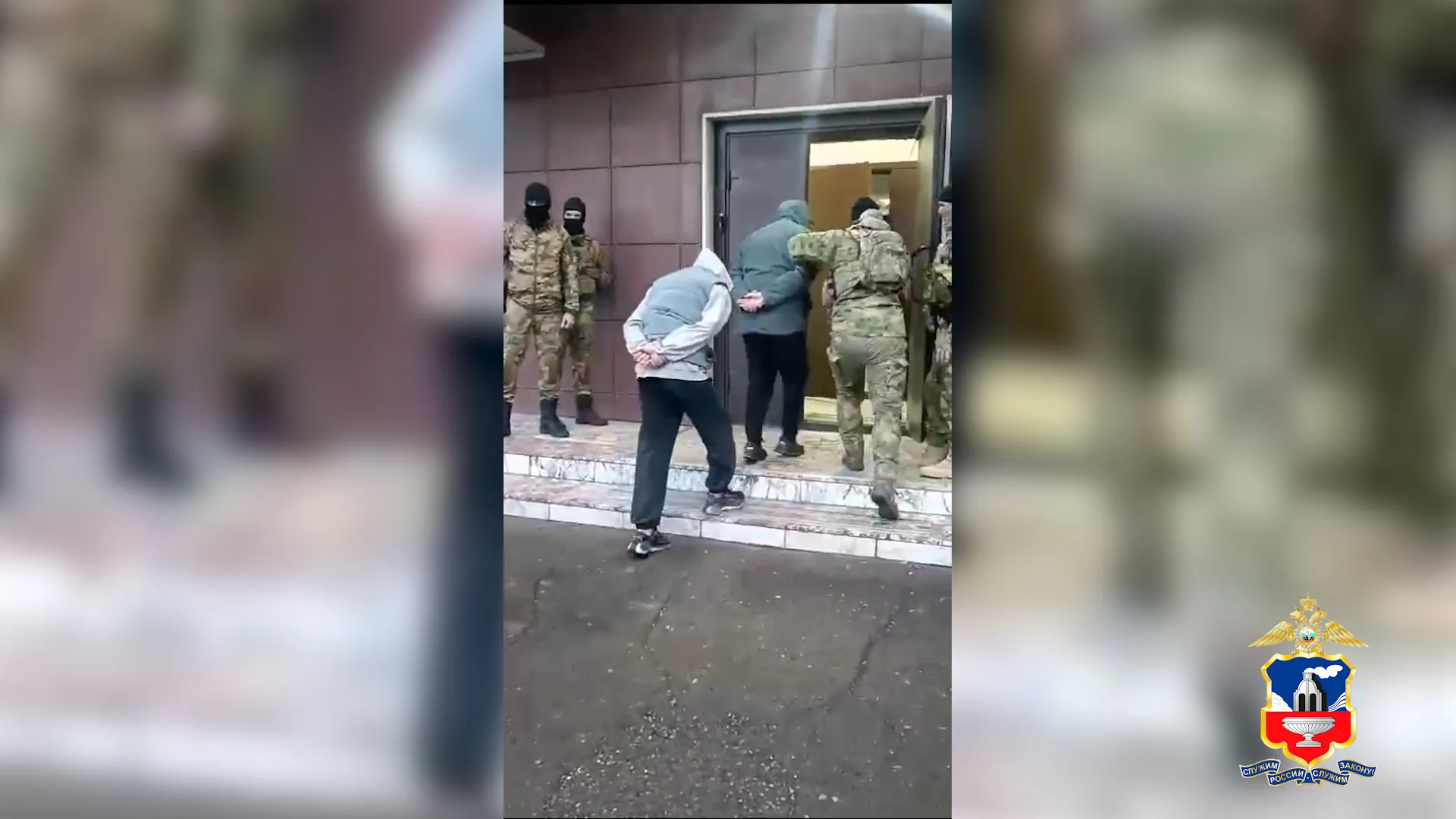 Банду автоподставщиков задержали в Барнауле Банду автоподставщиков задержали в Барнауле