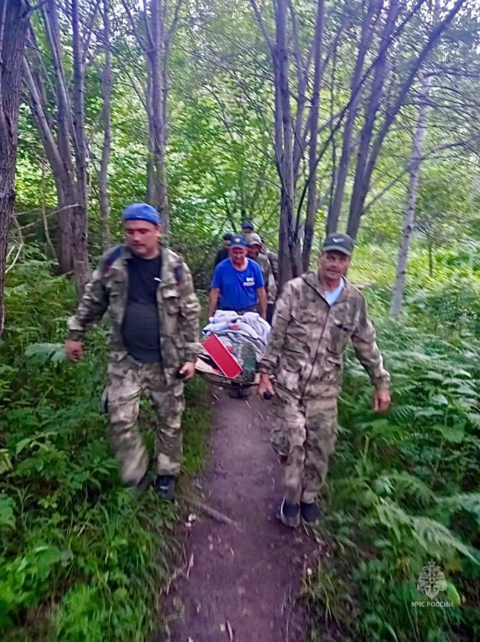 Туристка получила травму при восхождении на гору в Курьинском районе Туристка получила травму при восхождении на гору в Курьинском районе