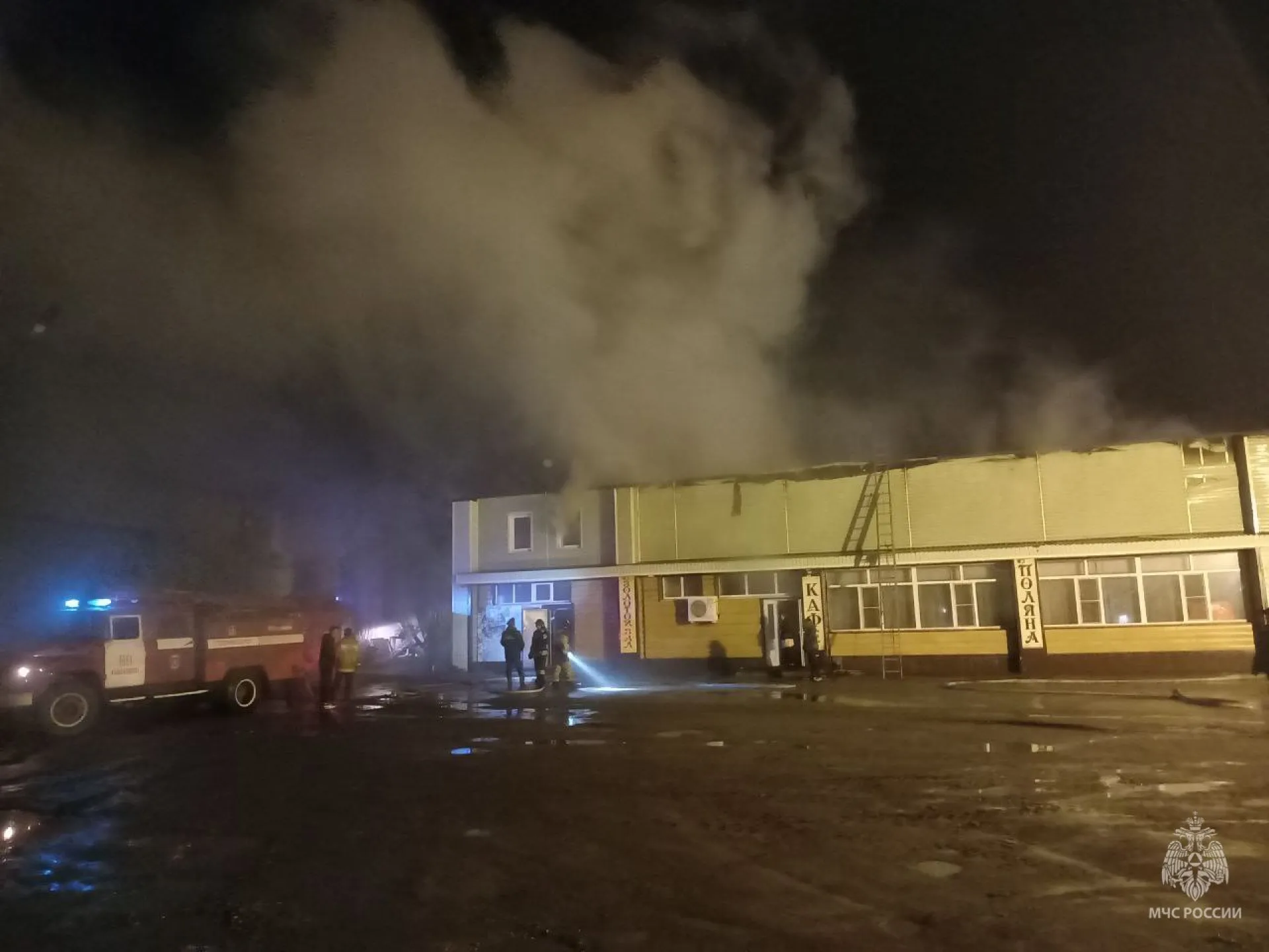 Пекарня загорелась в Павловске