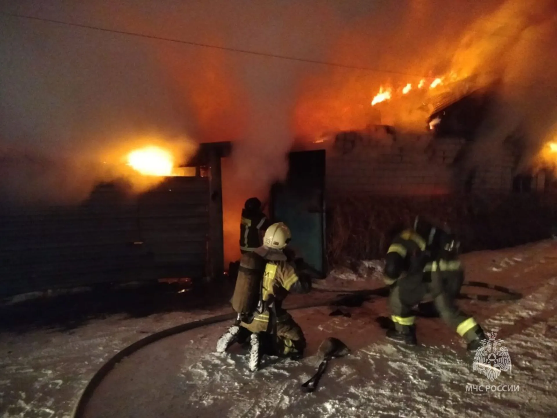 Два человека пострадали при пожаре в Рубцовске в преддверии Нового года Два человека пострадали при пожаре в Рубцовске в преддверии Нового года