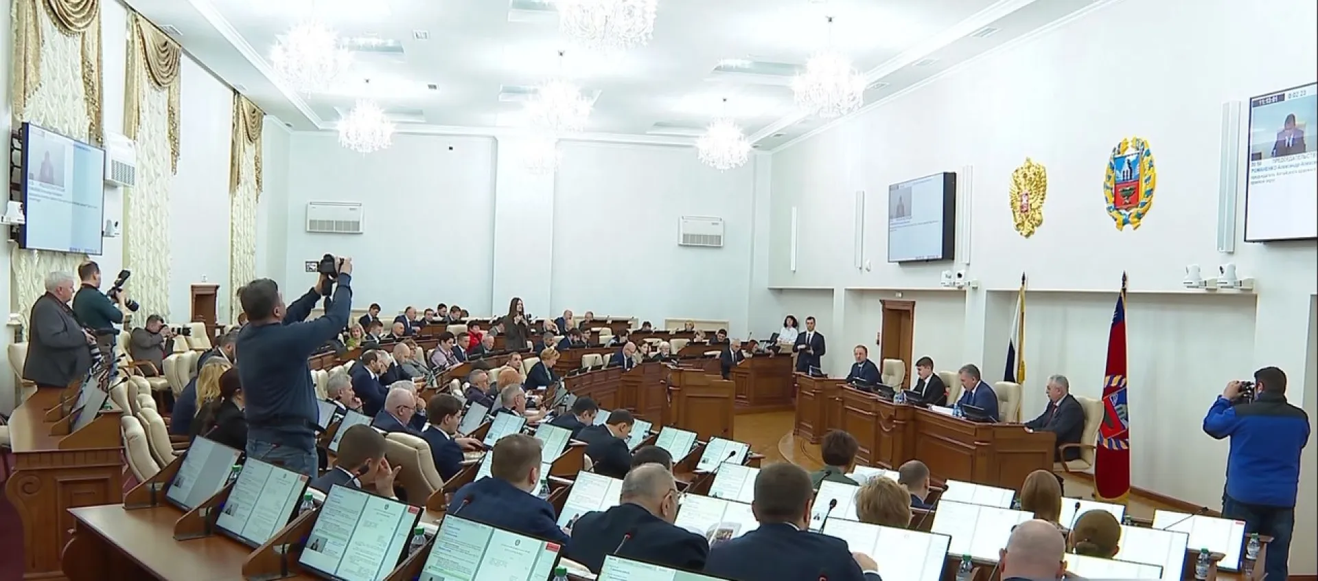 Увеличение расходов, изменения в налогообложении, лимиты льготной древесины. Главное на сессии АКЗС