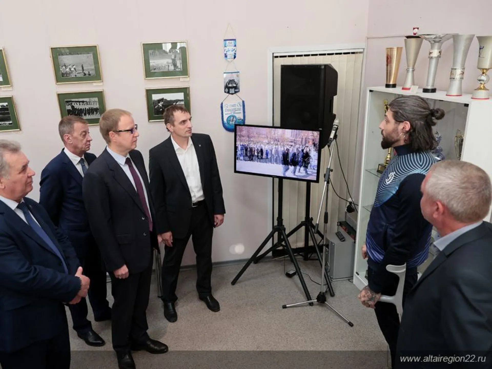 В барнаульском музее «Город» состоялось открытие выставки, посвященной 100-летию общества «Динамо» В барнаульском музее «Город» состоялось открытие выставки, посвященной 100-летию общества «Динамо»