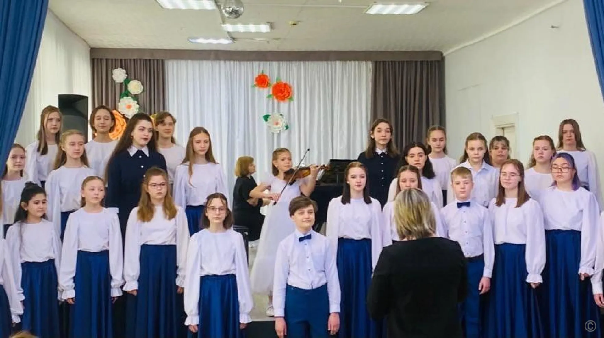 Около 300 юных музыкантов Барнаула выступили на городском конкурсе по академическому пению