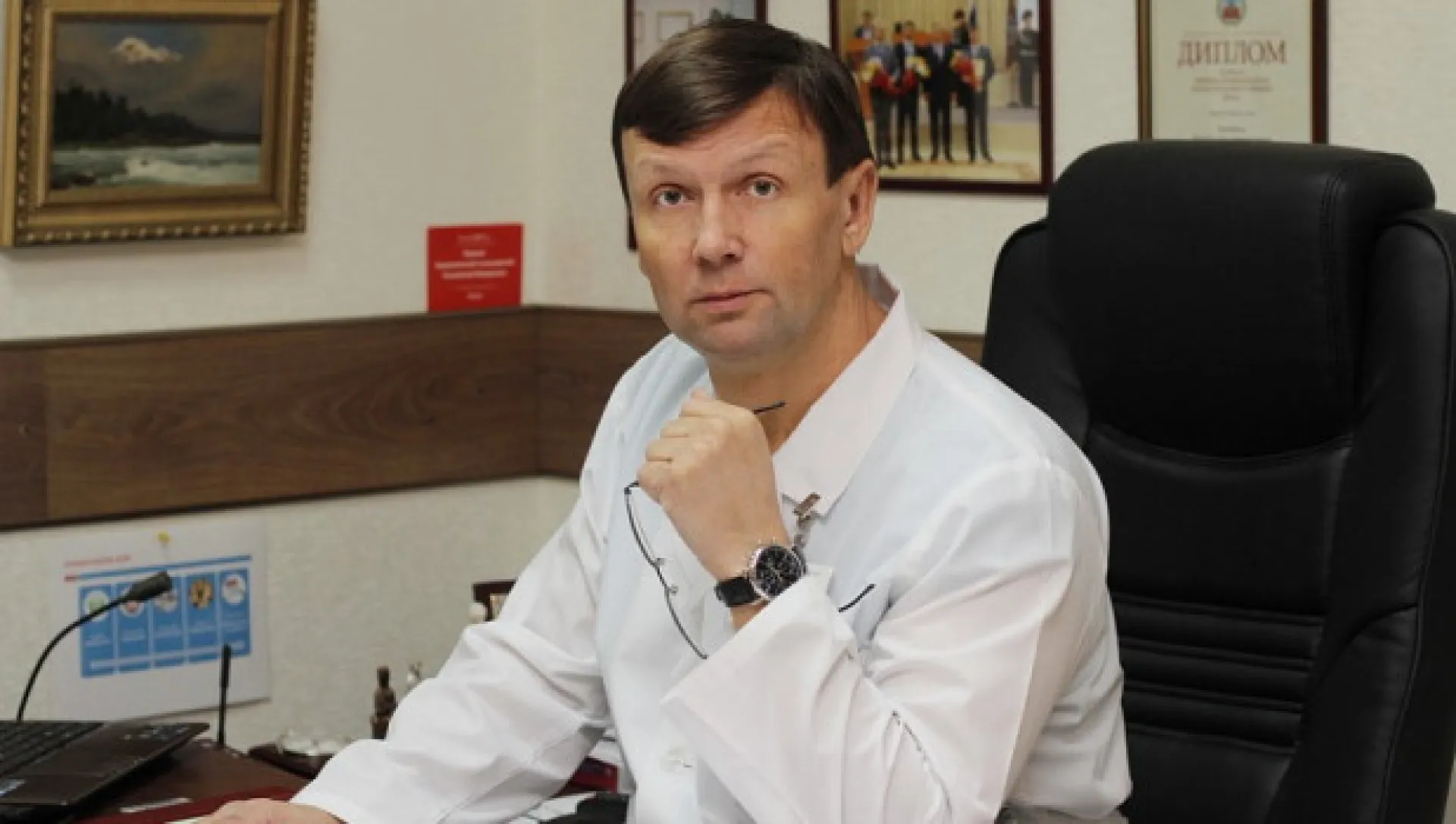 Умер главный хирург Алтайского края Владислав Бомбизо Умер главный хирург Алтайского края Владислав Бомбизо
