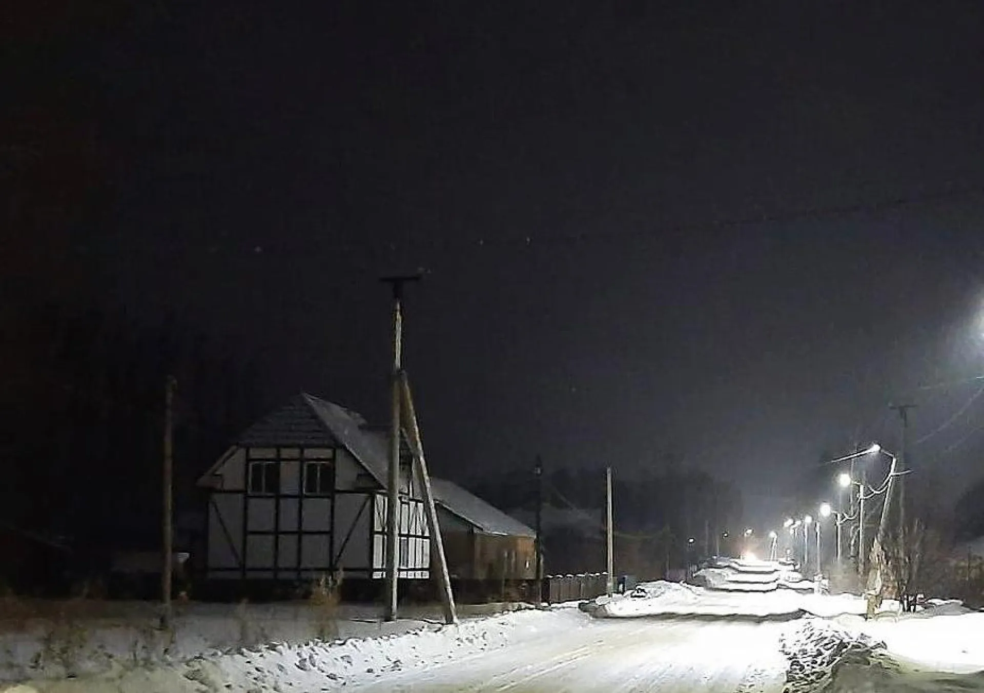 В пригороде Барнаула установили новое освещение