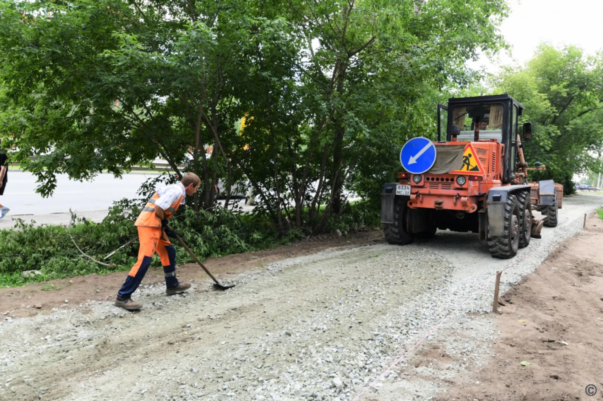 Ремонт тротуаров завершается в Барнауле 