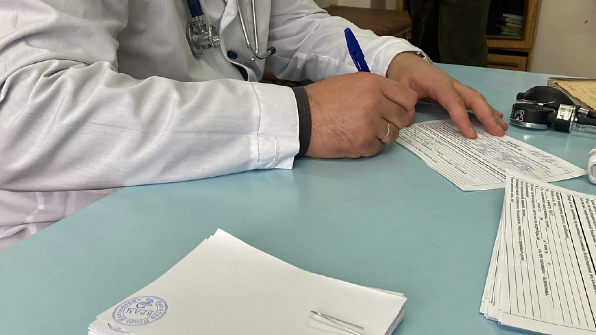 Бригады онкологического диспансера организуют выезды в фельдшерско-акушерские пункты Бийска Бригады онкологического диспансера организуют выезды в фельдшерско-акушерские пункты Бийска
