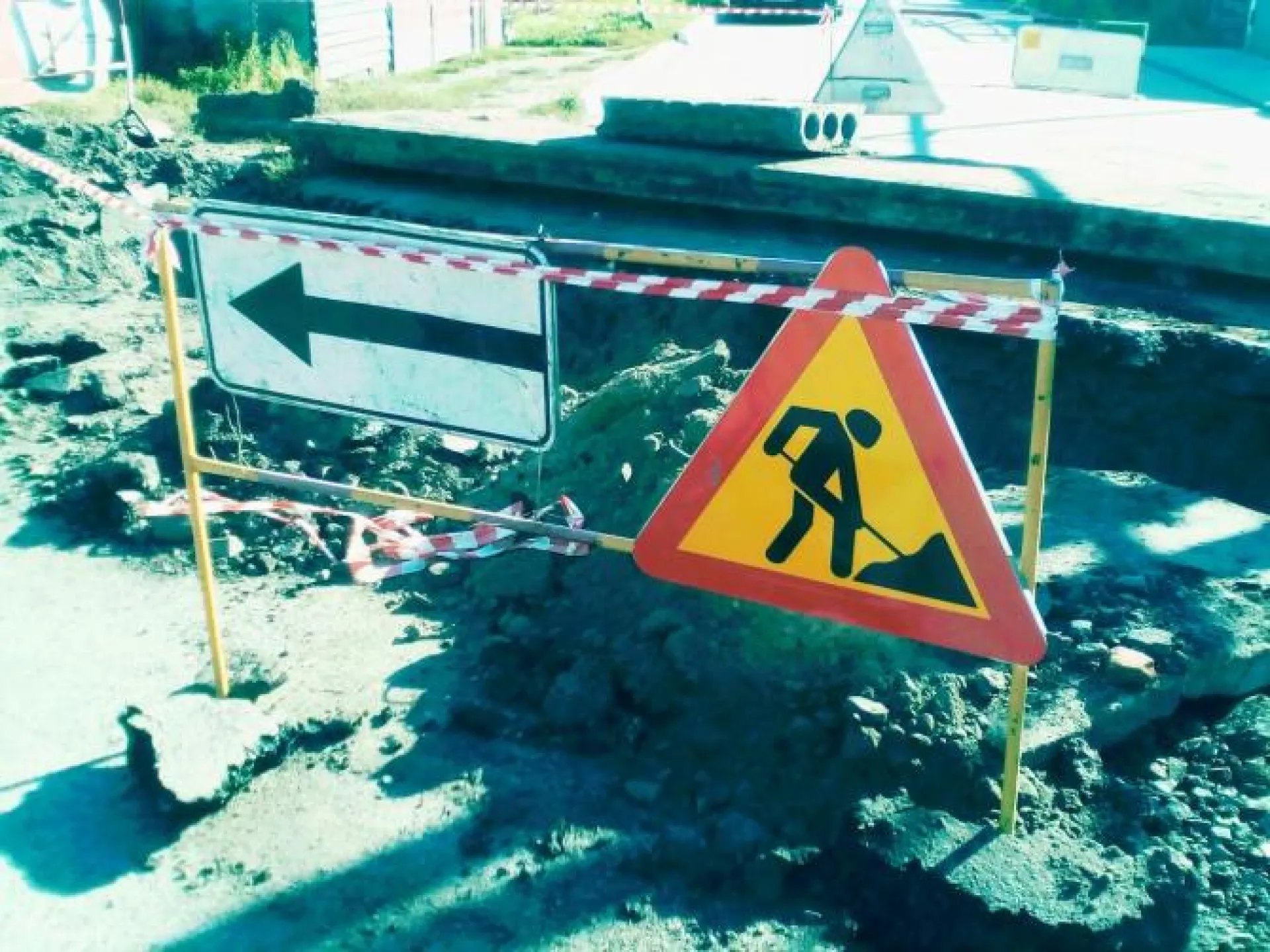 Барнаульский водоканал восстановит дорожное покрытие после ремонта сетей Барнаульский водоканал восстановит дорожное покрытие после ремонта сетей