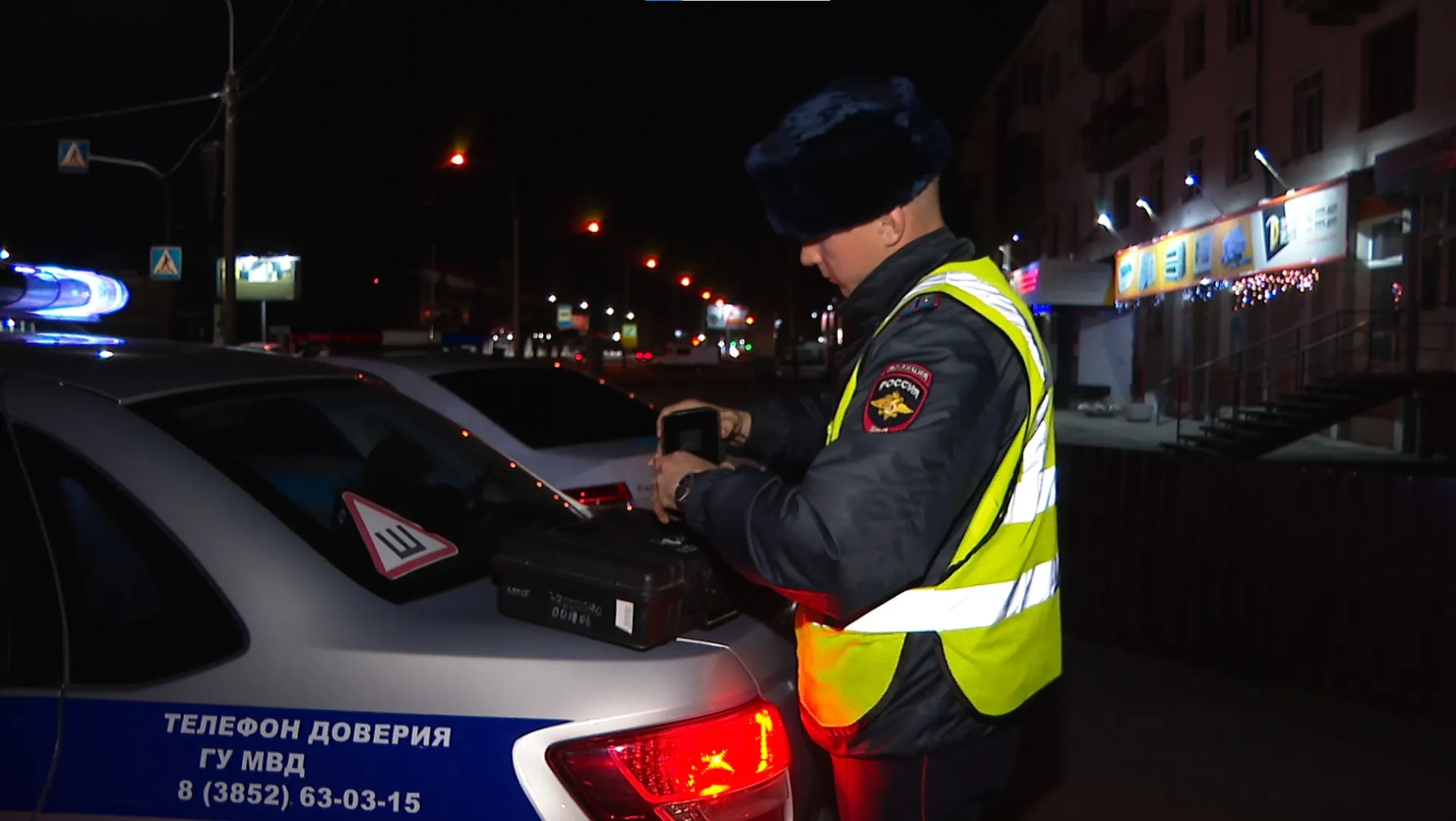 Больше 20 нетрезвых водителей выявили сотрудники ГИБДД в эти выходные на дорогах Барнаула Больше 20 нетрезвых водителей выявили сотрудники ГИБДД в эти выходные на дорогах Барнаула