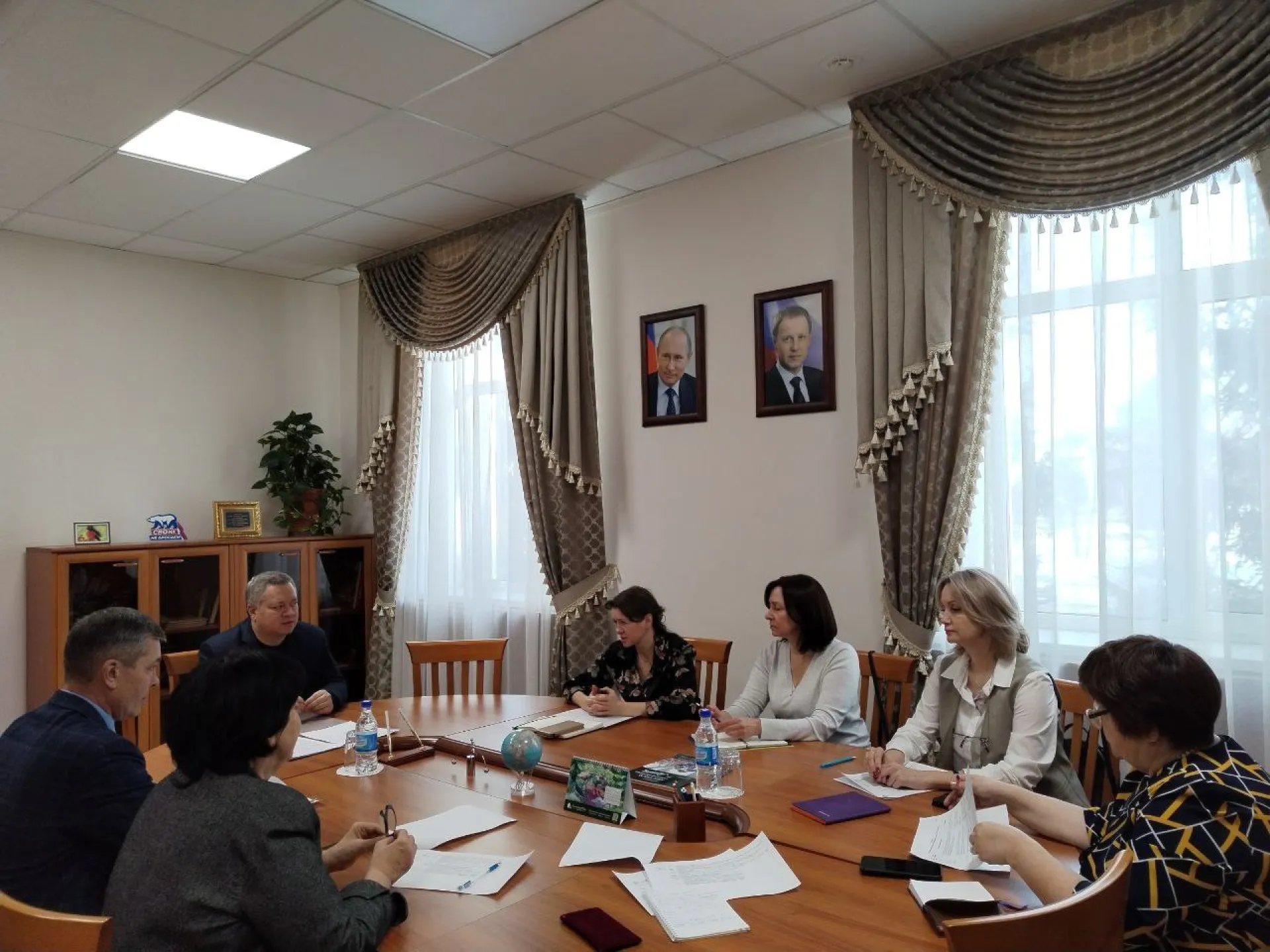 Дочь Роберта Рождественского представит в Алтайском крае спектакль об отце