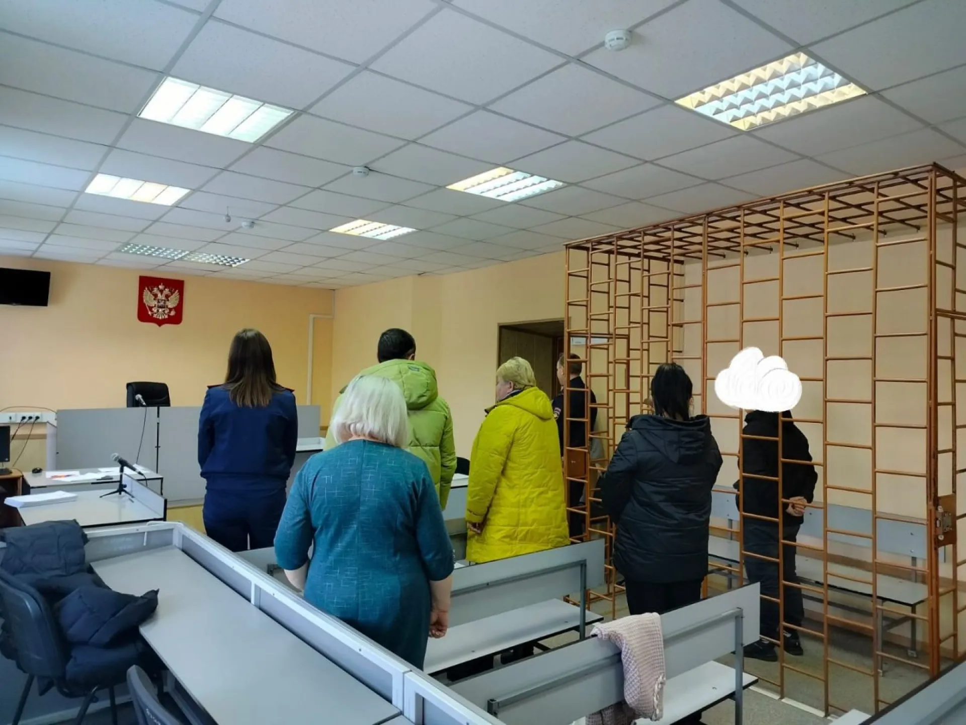 Голодные сибирские подростки напали на магазин с игрушечным пистолетом Голодные сибирские подростки напали на магазин с игрушечным пистолетом