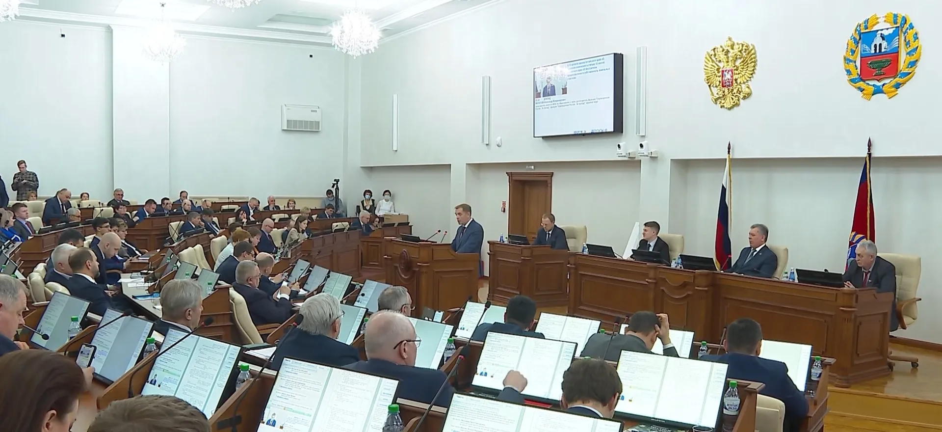 Депутаты АКЗС отчитались о своих доходах за 2021 год Депутаты АКЗС отчитались о своих доходах за 2021 год