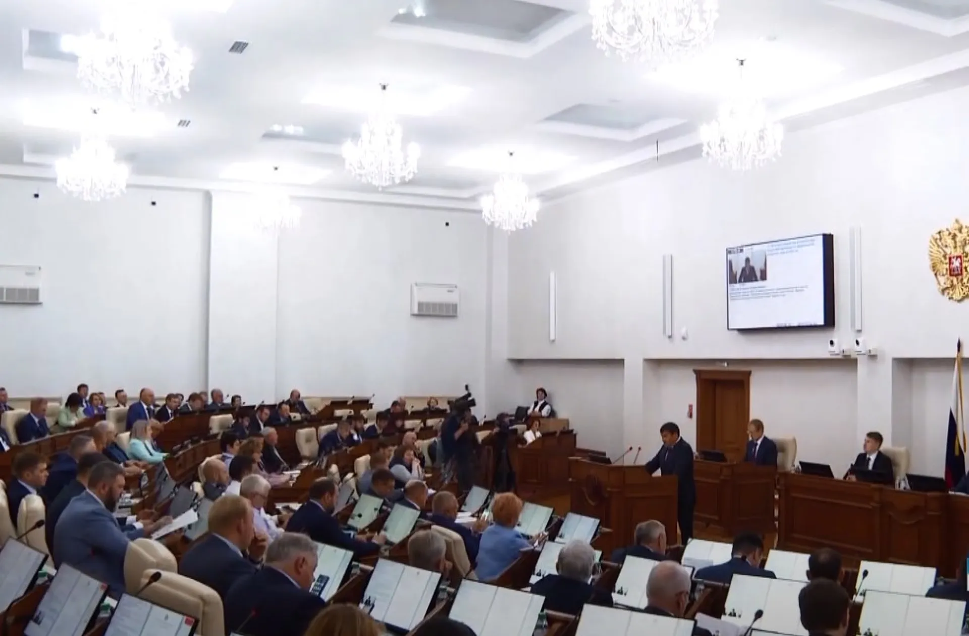 Депутаты обсудят ряд важных вопросов на внеочередной сессии АКЗС Депутаты обсудят ряд важных вопросов на внеочередной сессии АКЗС