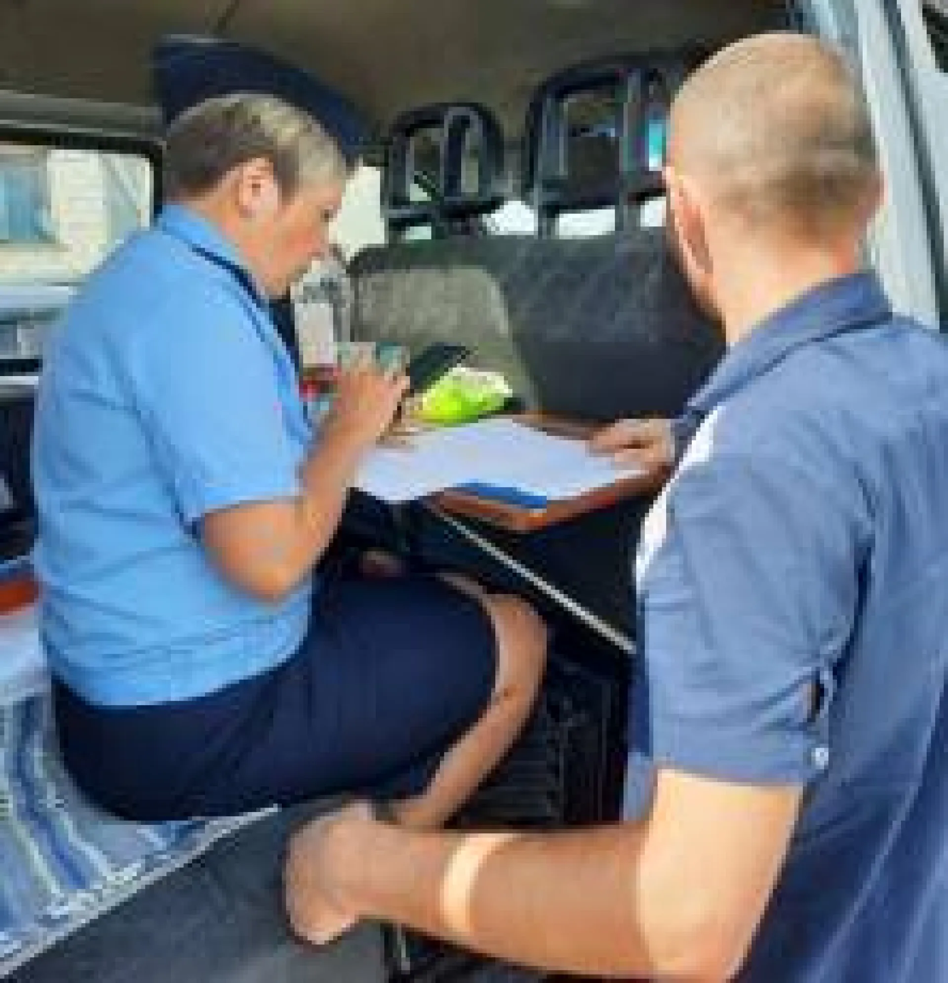 Мужчина испугался потерять авто и сразу выплатил долг по алиментам в Алтайском крае