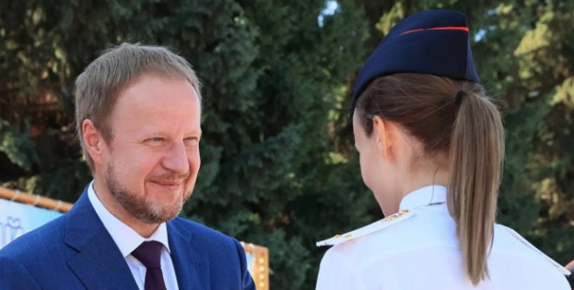 Виктор Томенко поздравил выпускников БЮИ МВД России с окончанием учебы Виктор Томенко поздравил выпускников БЮИ МВД России с окончанием учебы