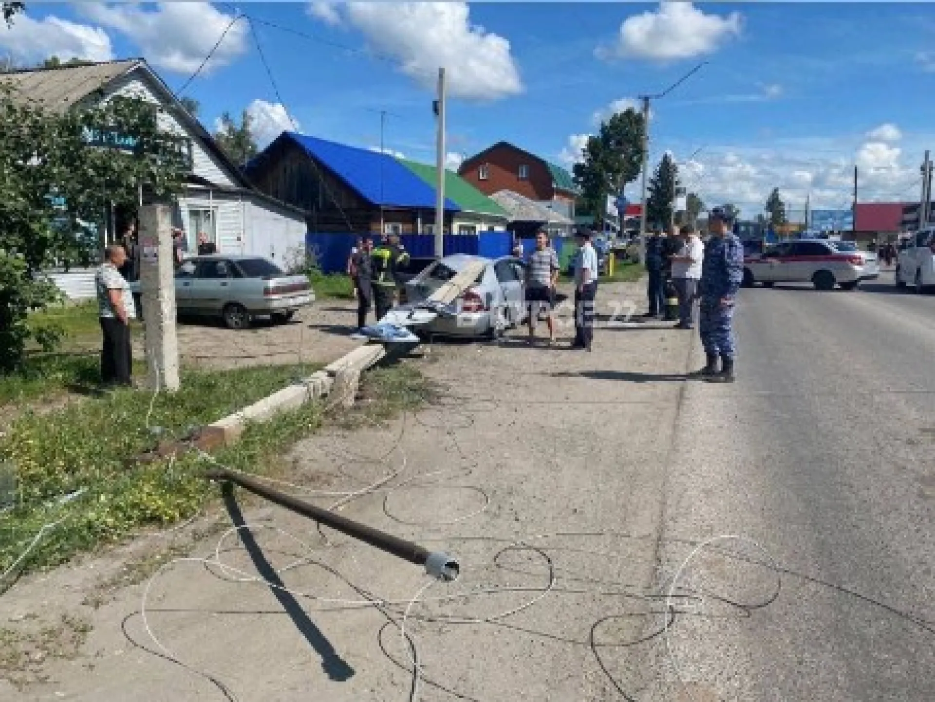 ДТП с фонарным столбом произошло в одном из сел Алтайского края ДТП с фонарным столбом произошло в одном из сел Алтайского края