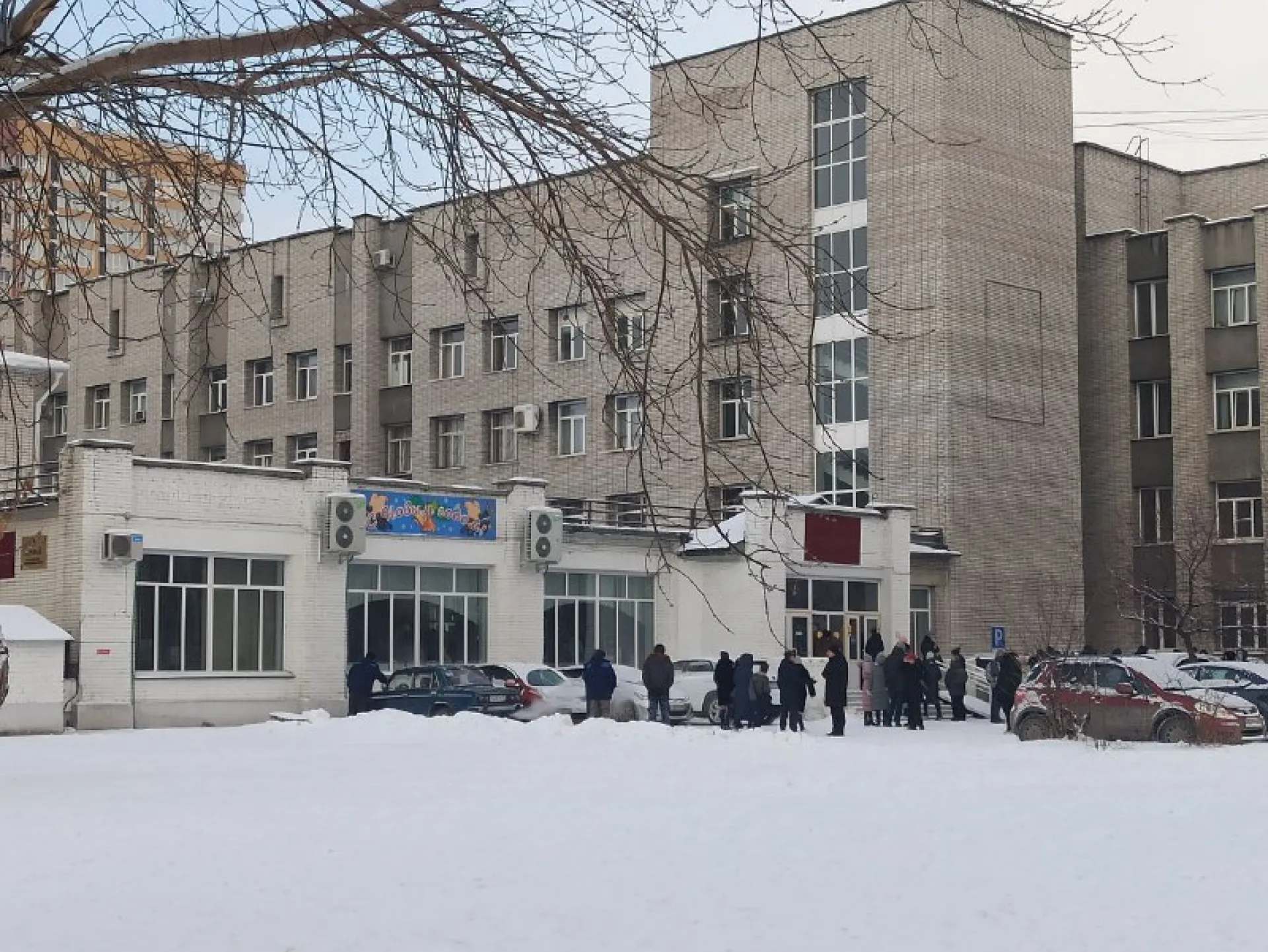 Корпус медицинского вуза эвакуировали в Барнауле
