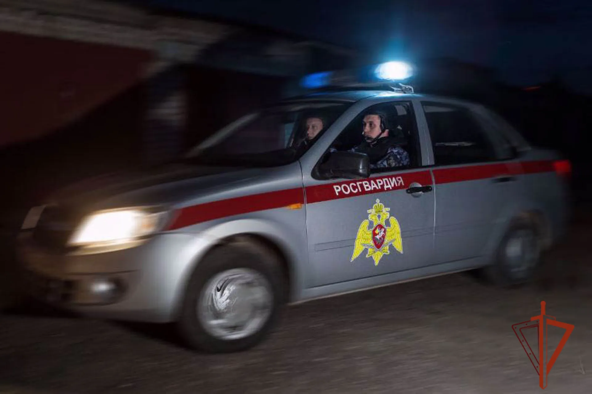 Пьяного лихача задержали сотрудники Росгвардии в Барнауле Пьяного лихача задержали сотрудники Росгвардии в Барнауле