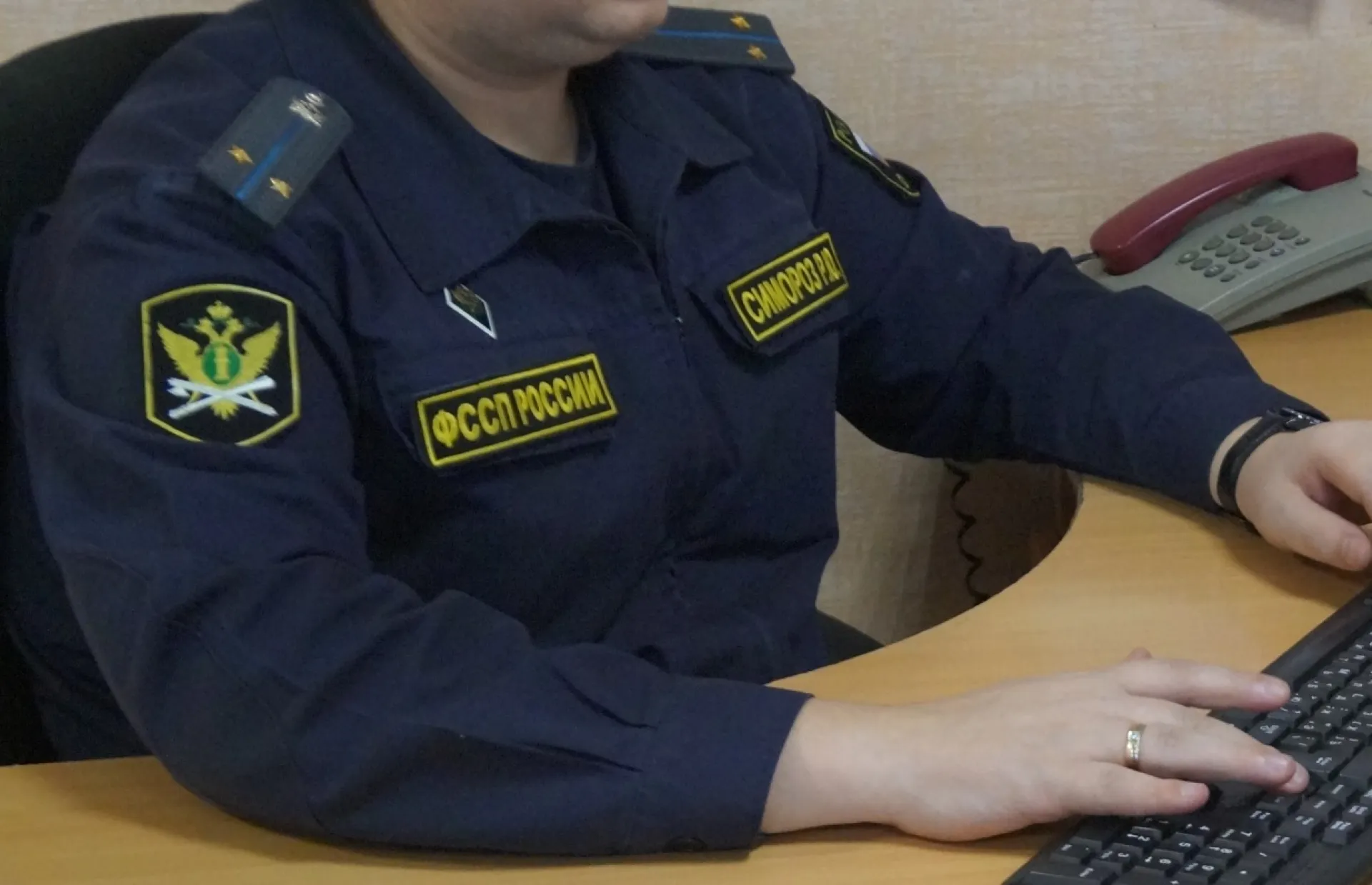Виртуальный пристав: бот Полина поможет жителям Алтайского края узнать о своих долгах
