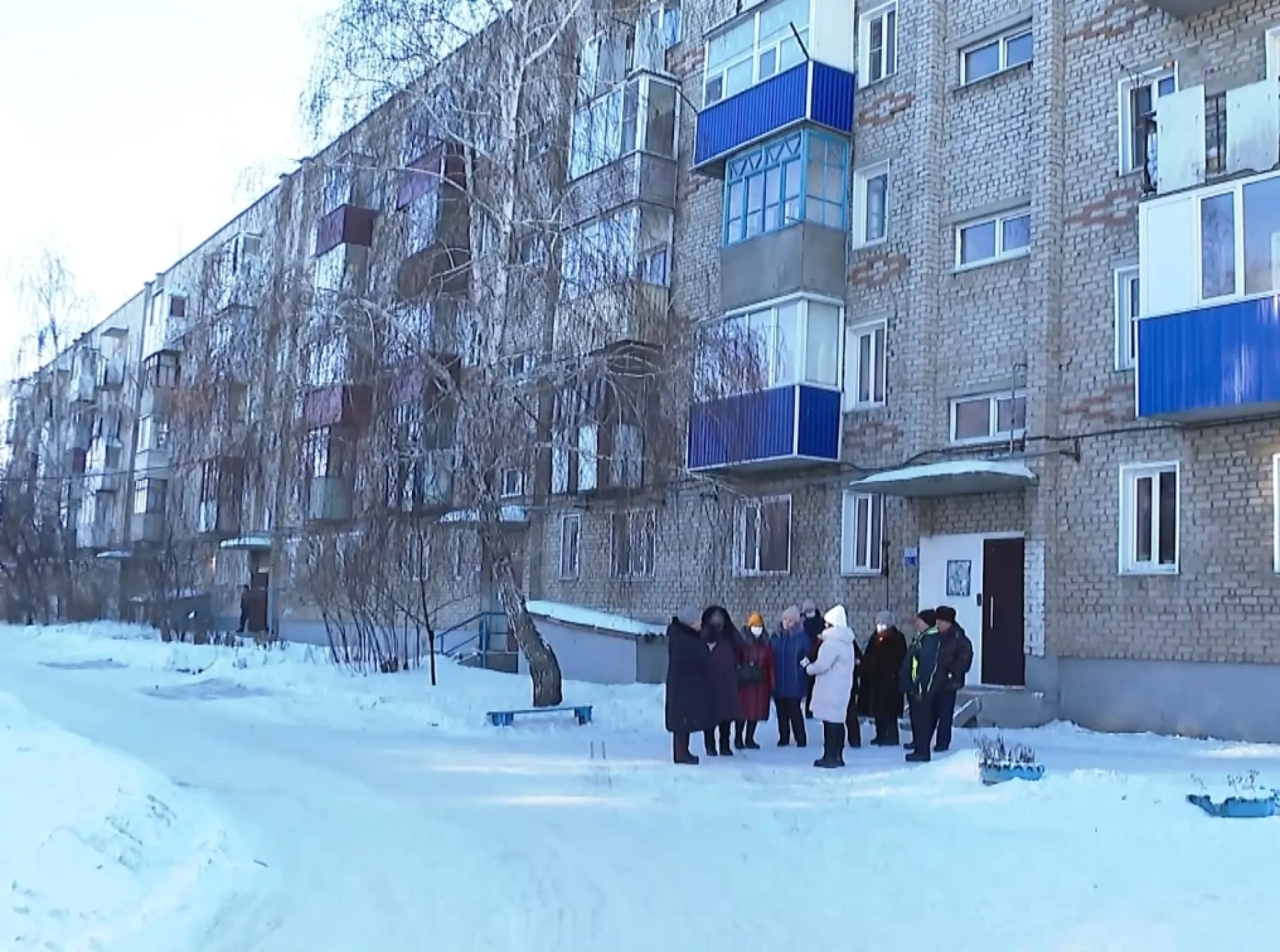 Жильцы дома в Камне-на-Оби платят в две обслуживающие организации Жильцы дома в Камне-на-Оби платят в две обслуживающие организации