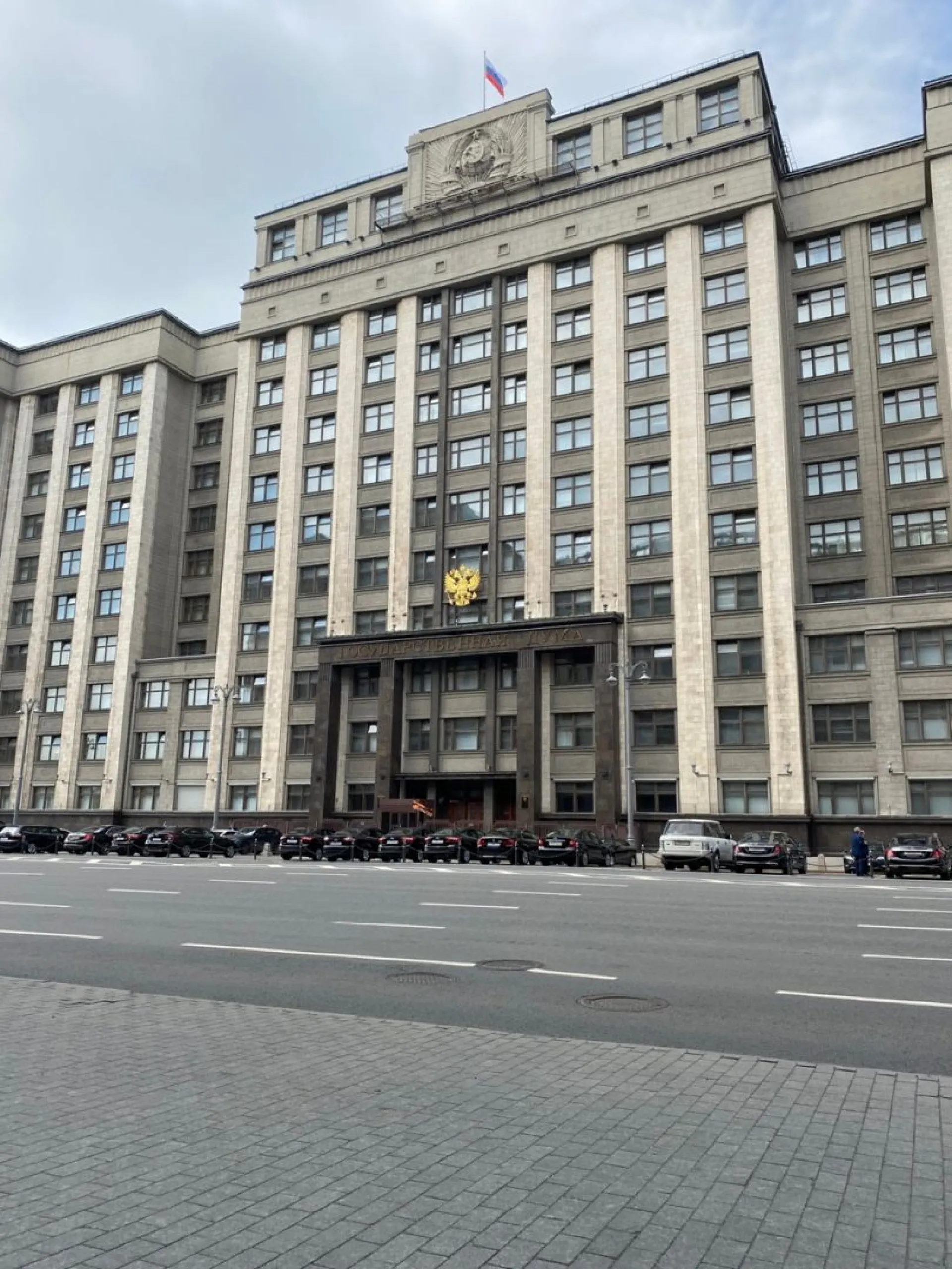 Депутаты не хотят поднимать нижнюю границу призывного возраста в РФ Депутаты не хотят поднимать нижнюю границу призывного возраста в РФ