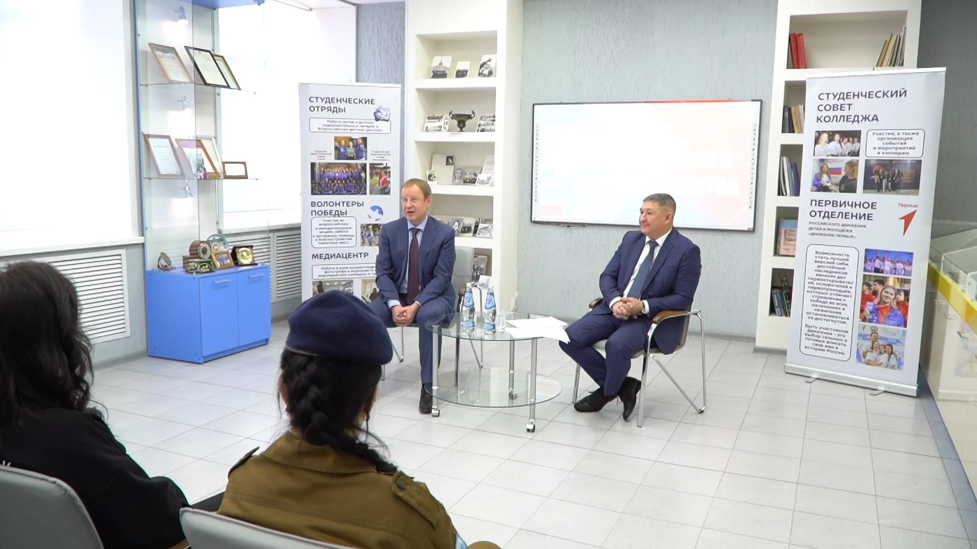 Губернатор Виктор Томенко посетил вузы в Барнауле в День студента