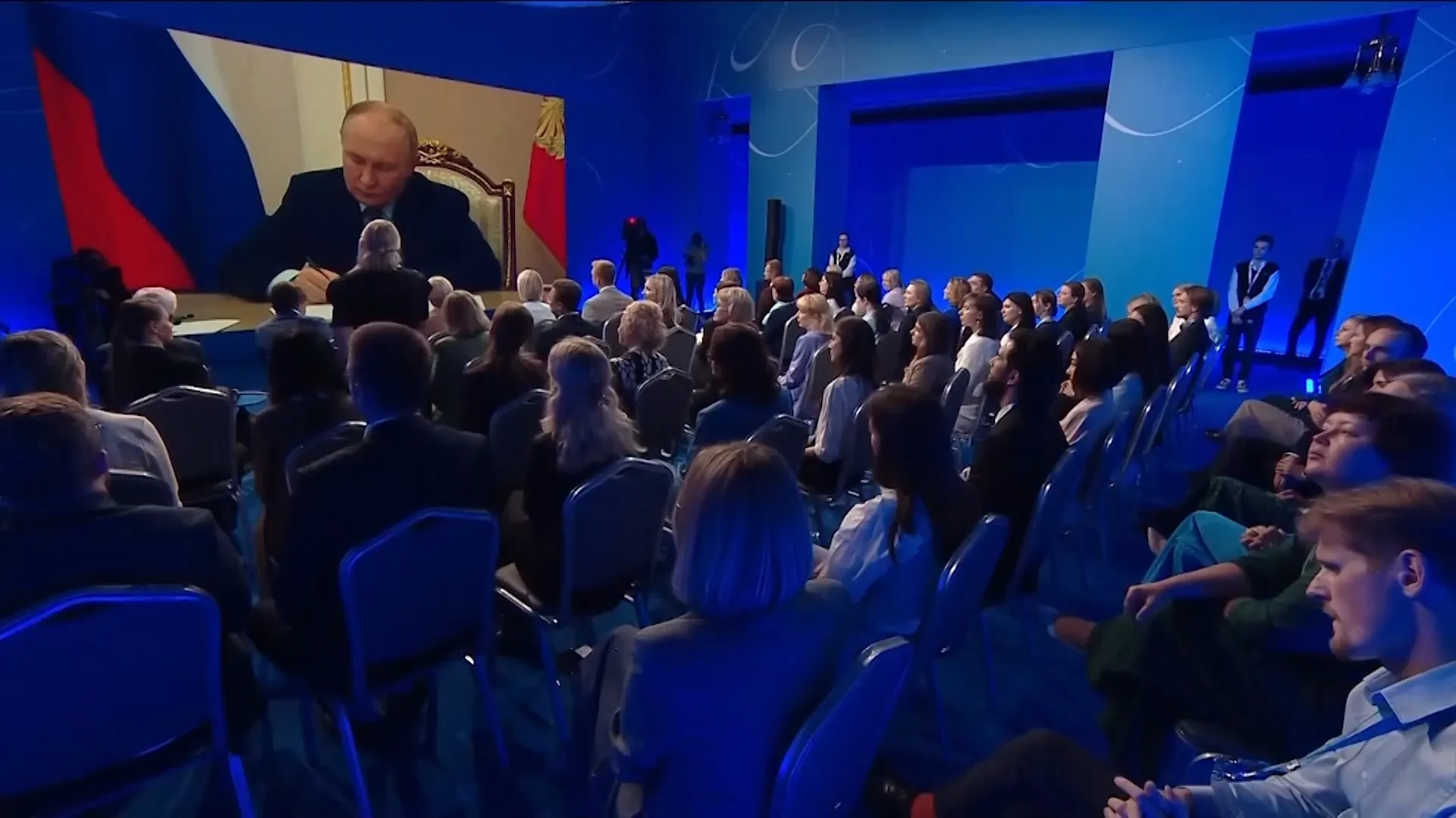 Учитель года Алтая пообщалась с Владимиром Путиным Учитель года Алтая пообщалась с Владимиром Путиным